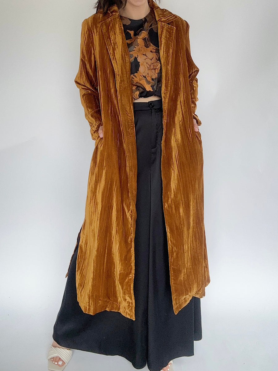 Dhalia velvet hot sale duster coat