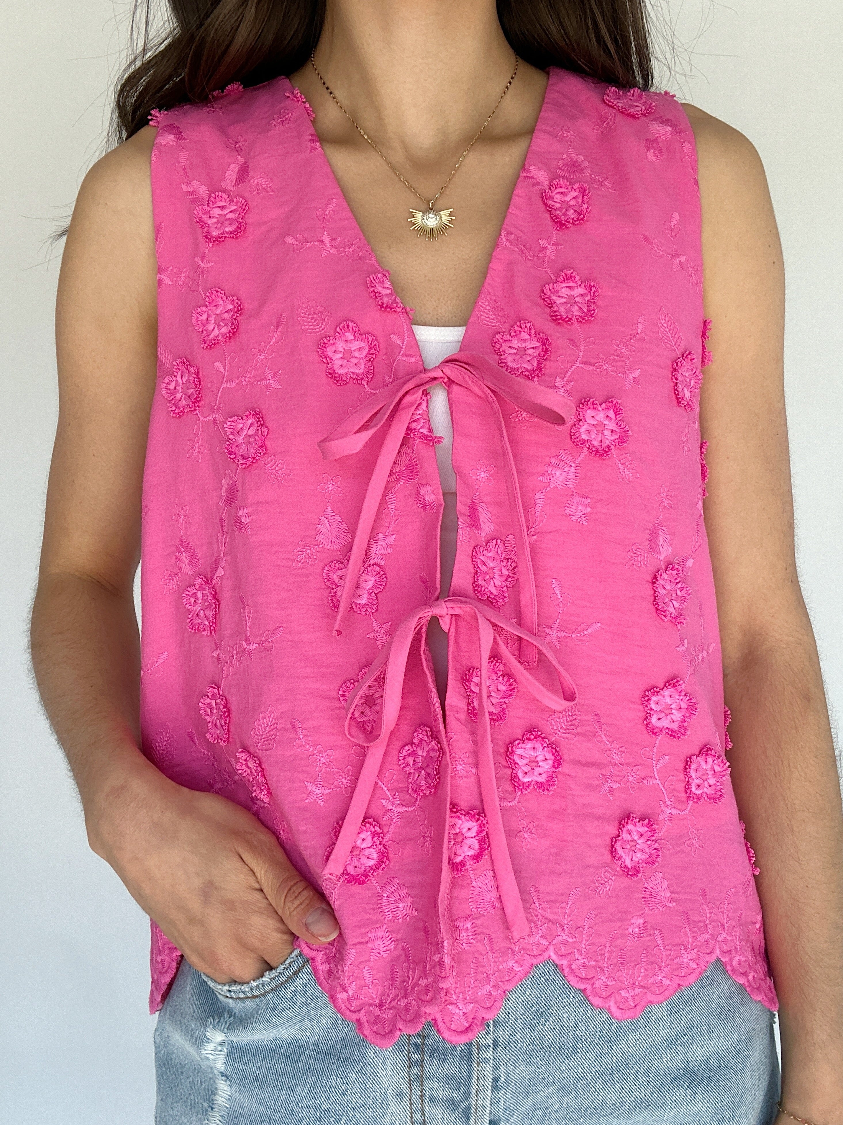 Baylee Floral Vest Top Detail