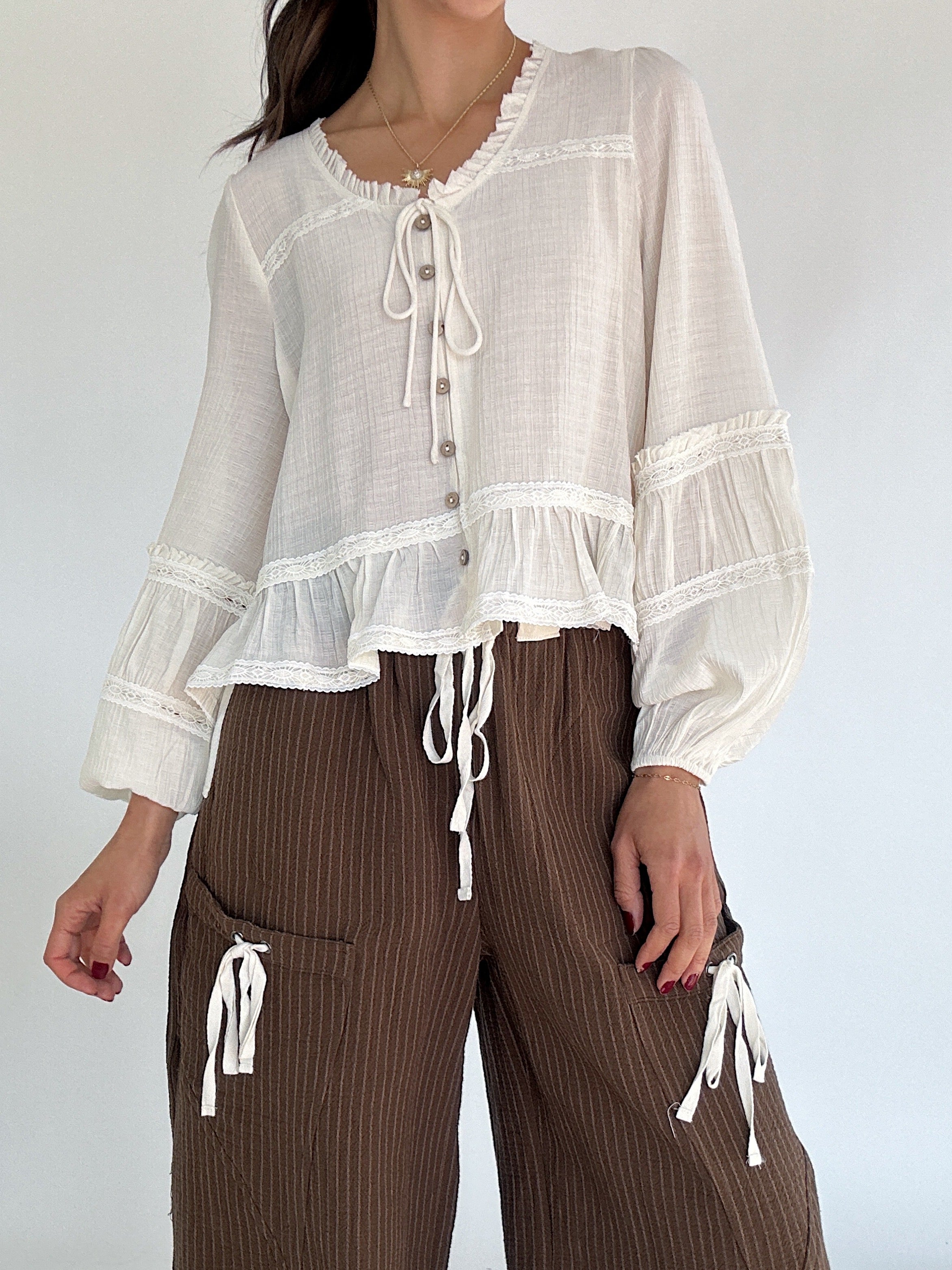 【Bibiy.】MAGNOLIA TOP TOPS｜Bibiy.