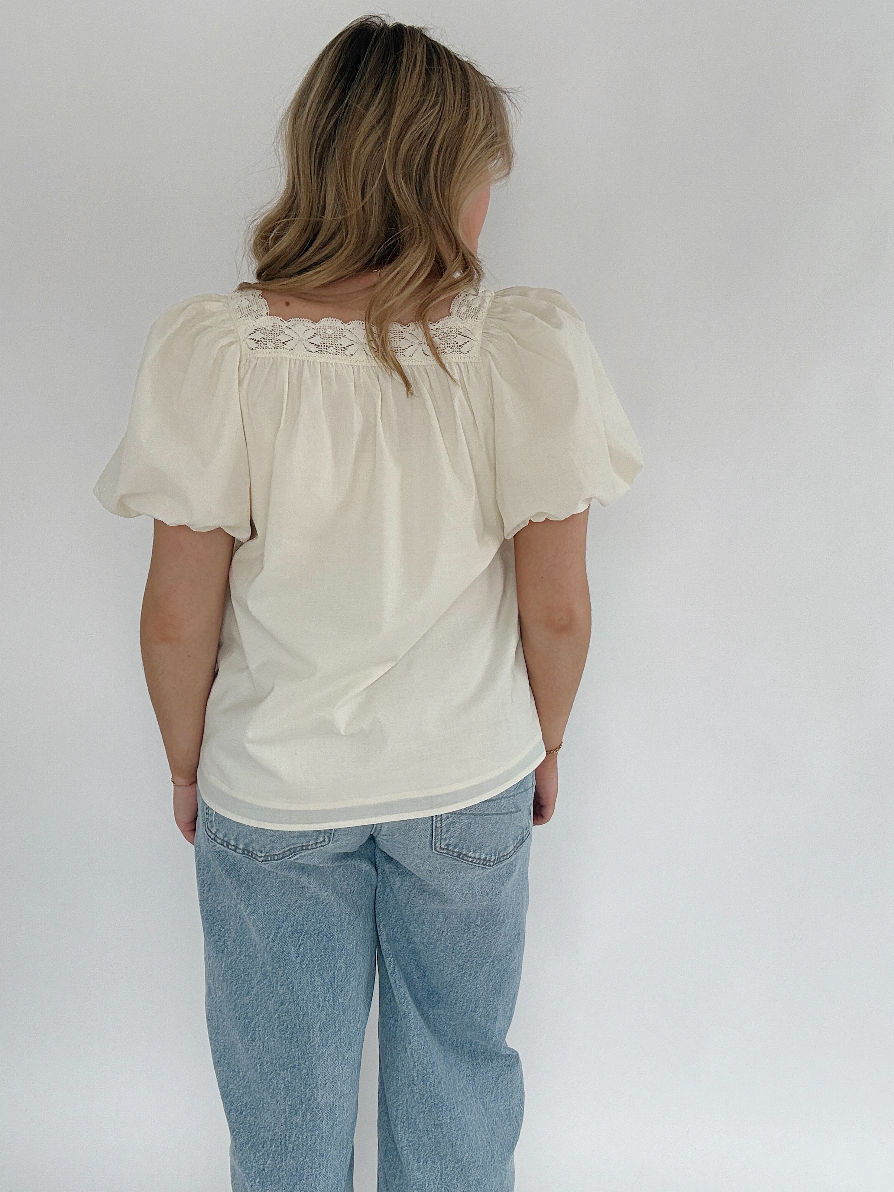 Ellie Bow Top Back