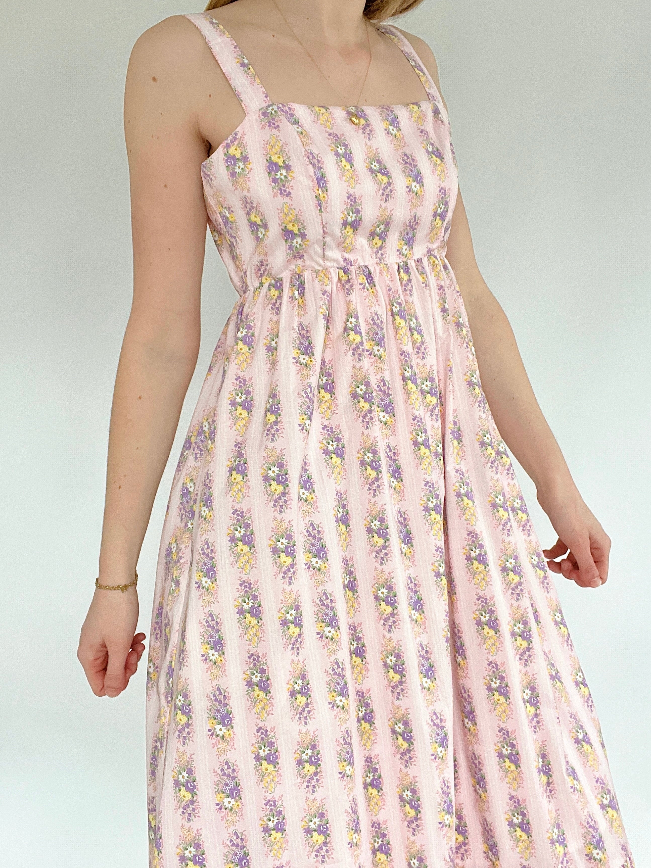 Flower Bouquet Maxi Dress Side