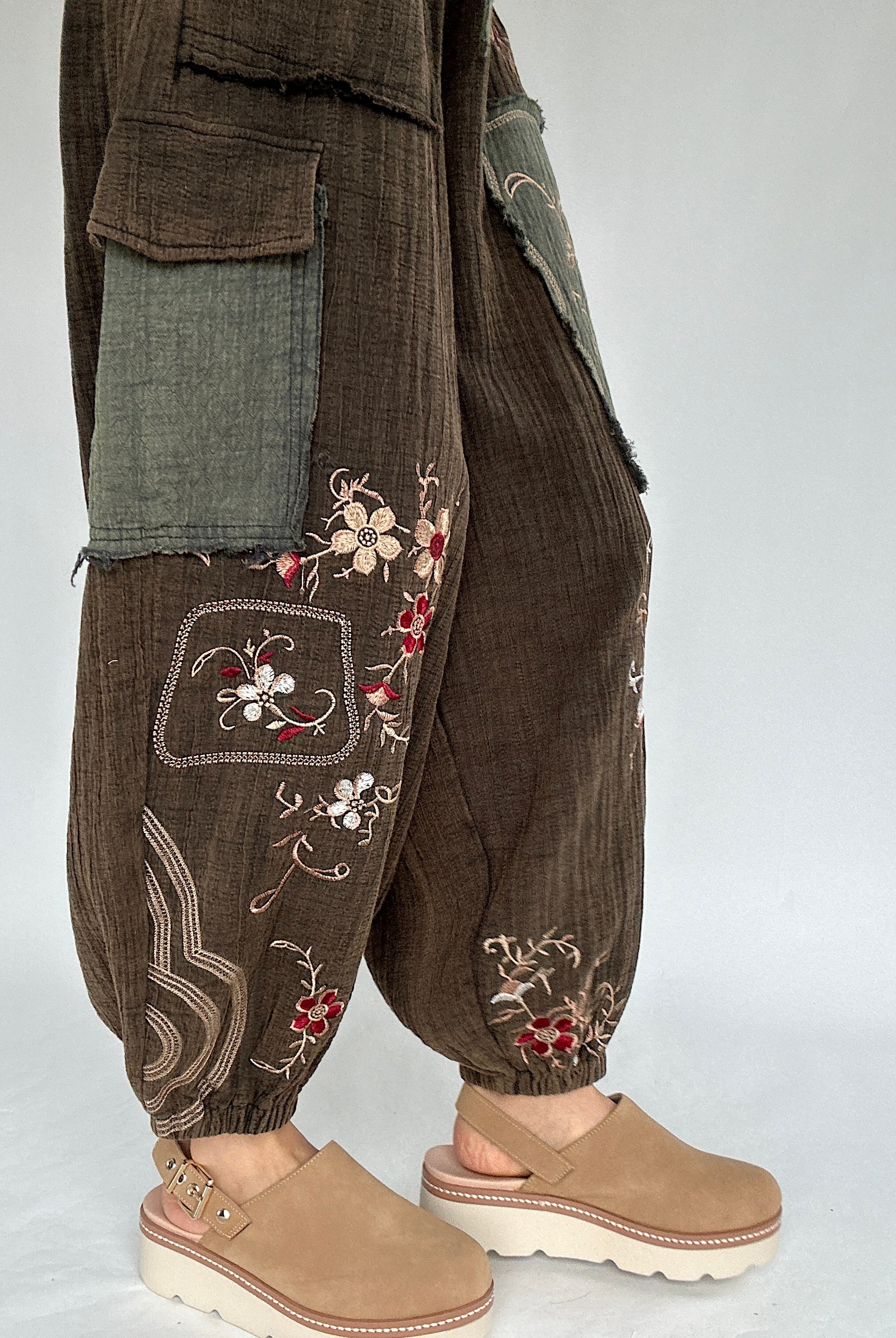 Kagen Embroidered Pants Detail
