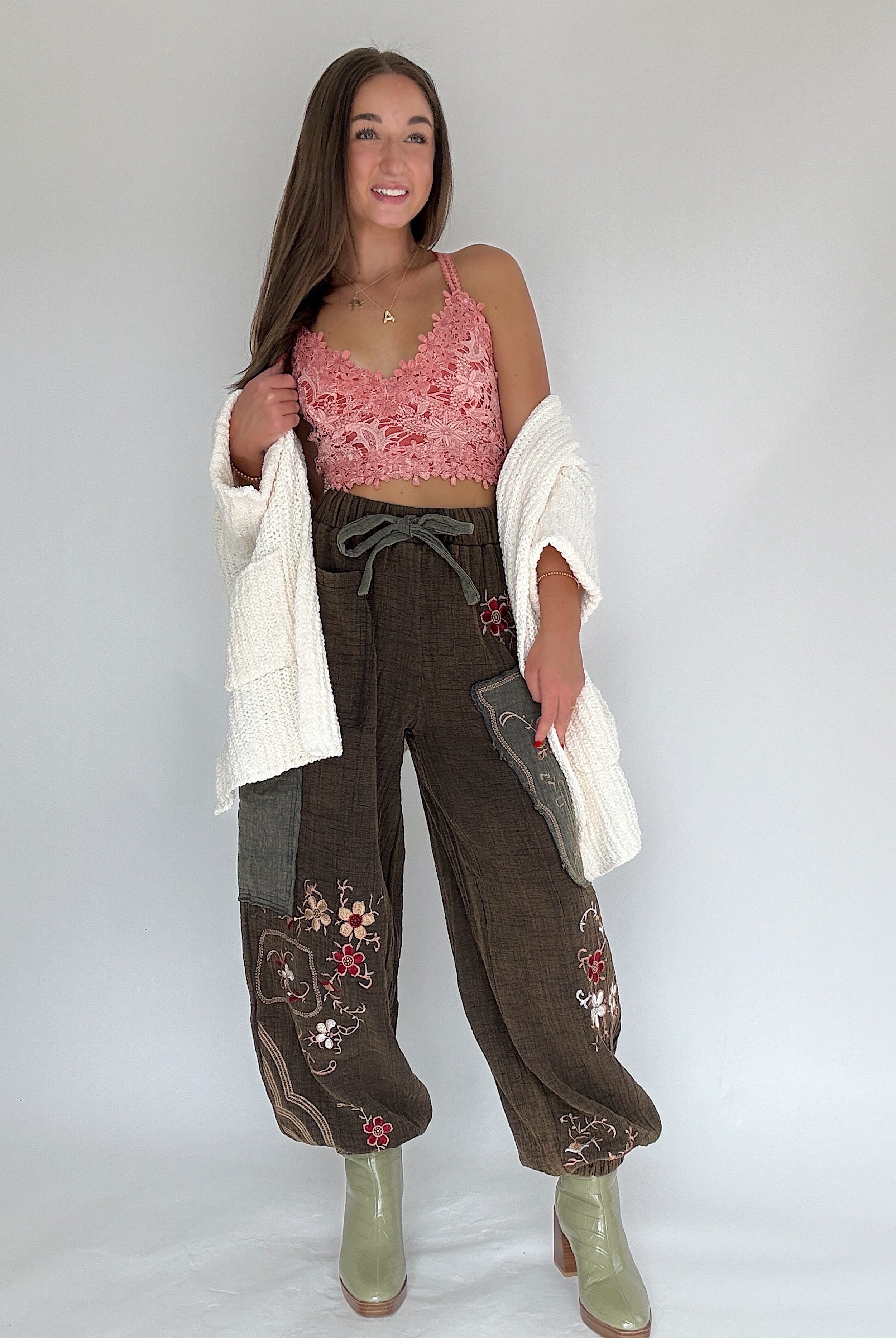 Kagen Embroidered Pants Outfit