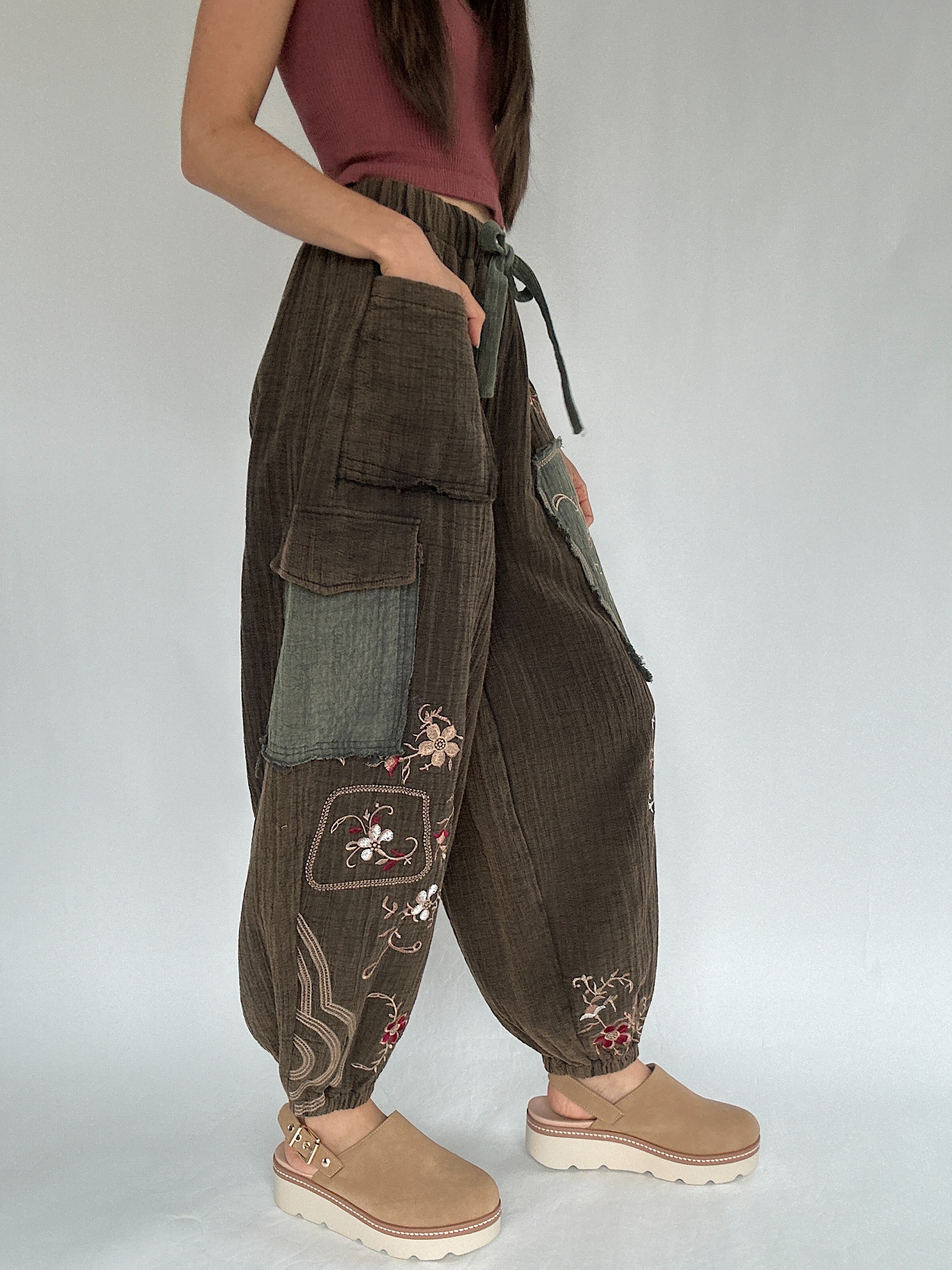 Kagen Embroidered Pants Side 2