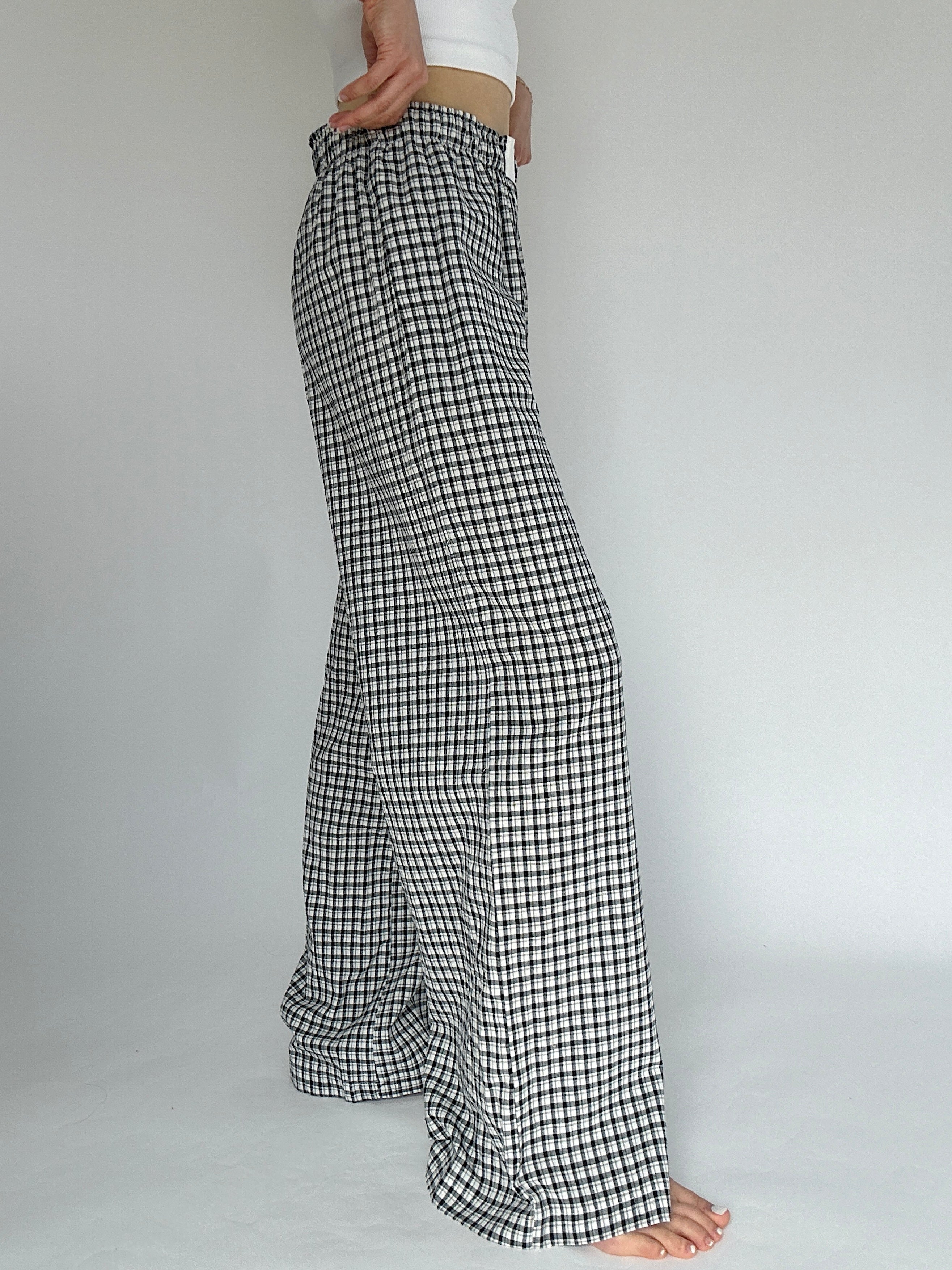 On Time Boxer Pants Black Side