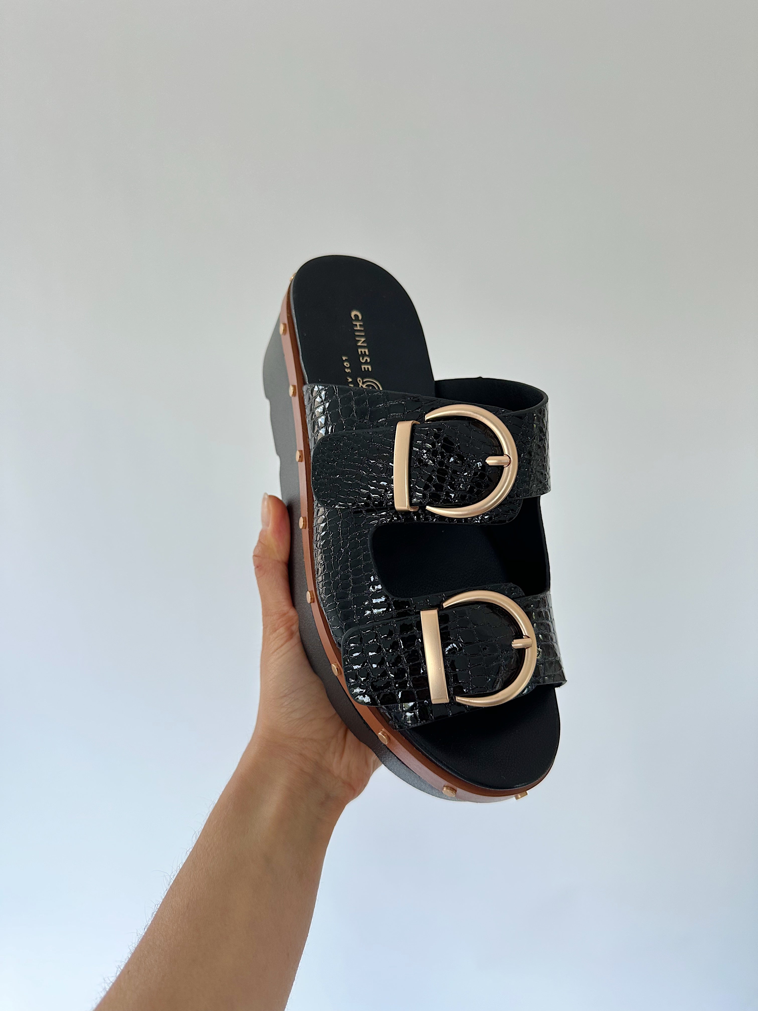 Surfs Up Sandal Black
