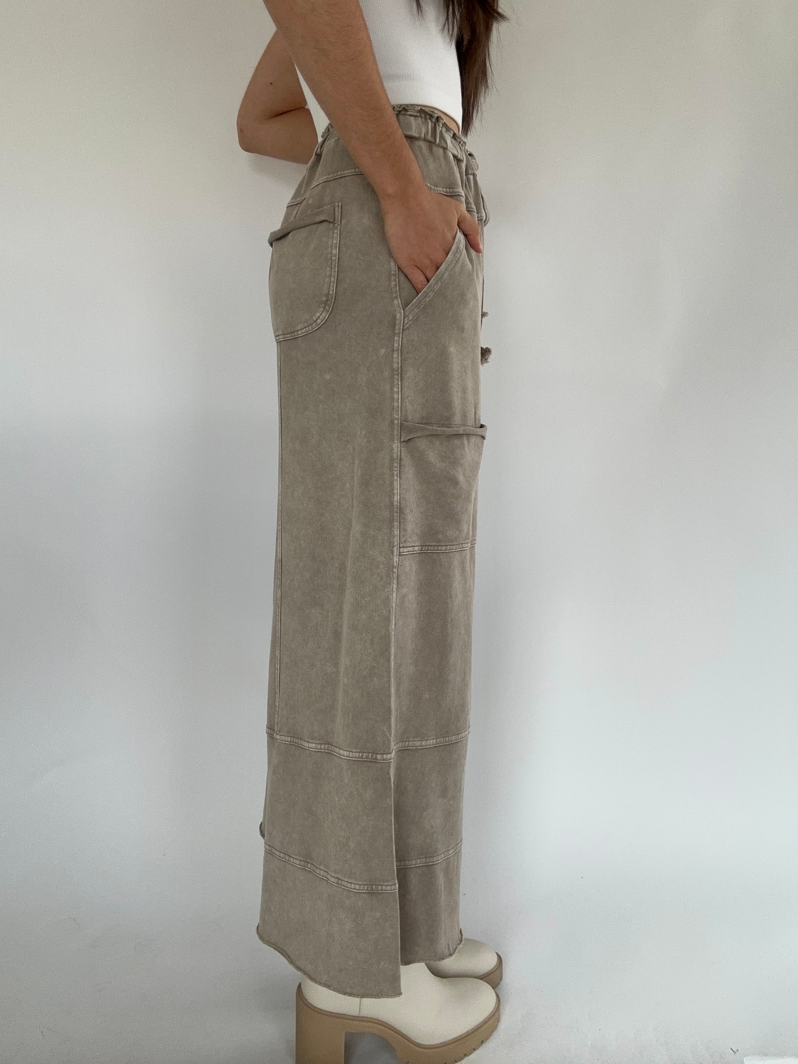 Traveller Wide Leg Pants Mushroom Side
