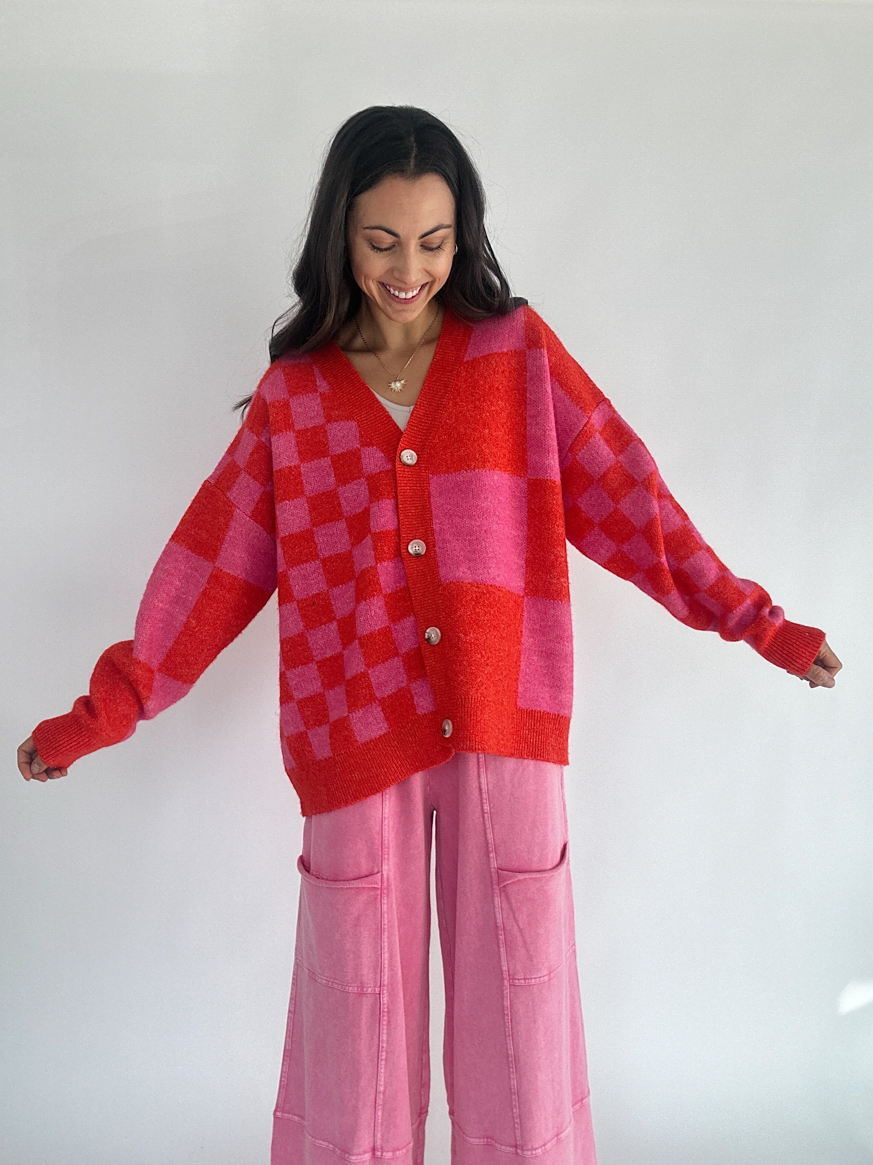 Traveller Wide Leg Pants Pink With Checkered Cardigan