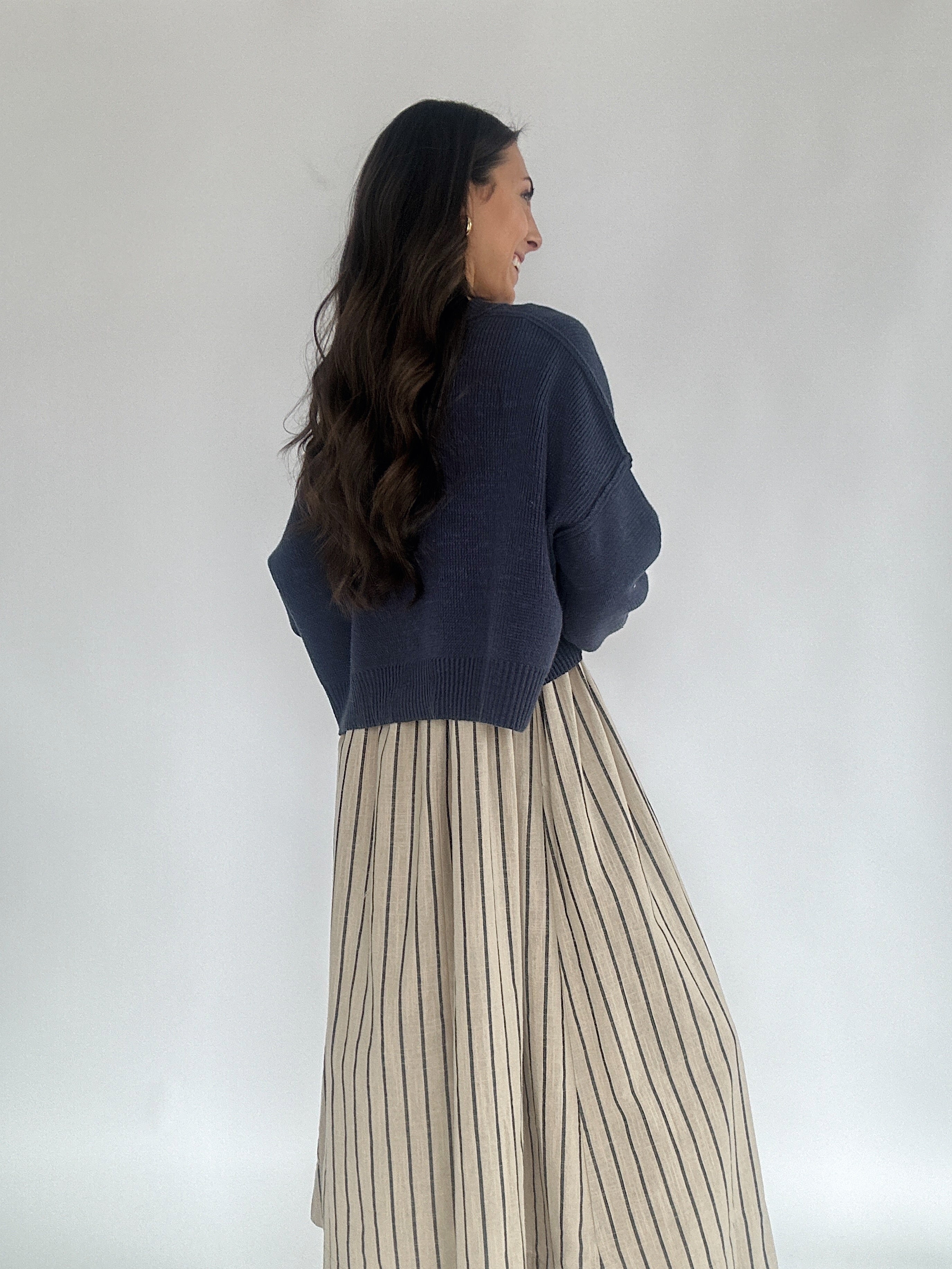 USA Cropped Sweater With Dress Back