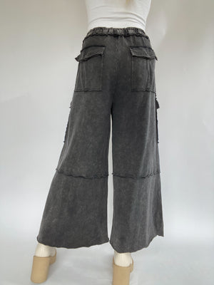 Middle Of The Road Pants - Black