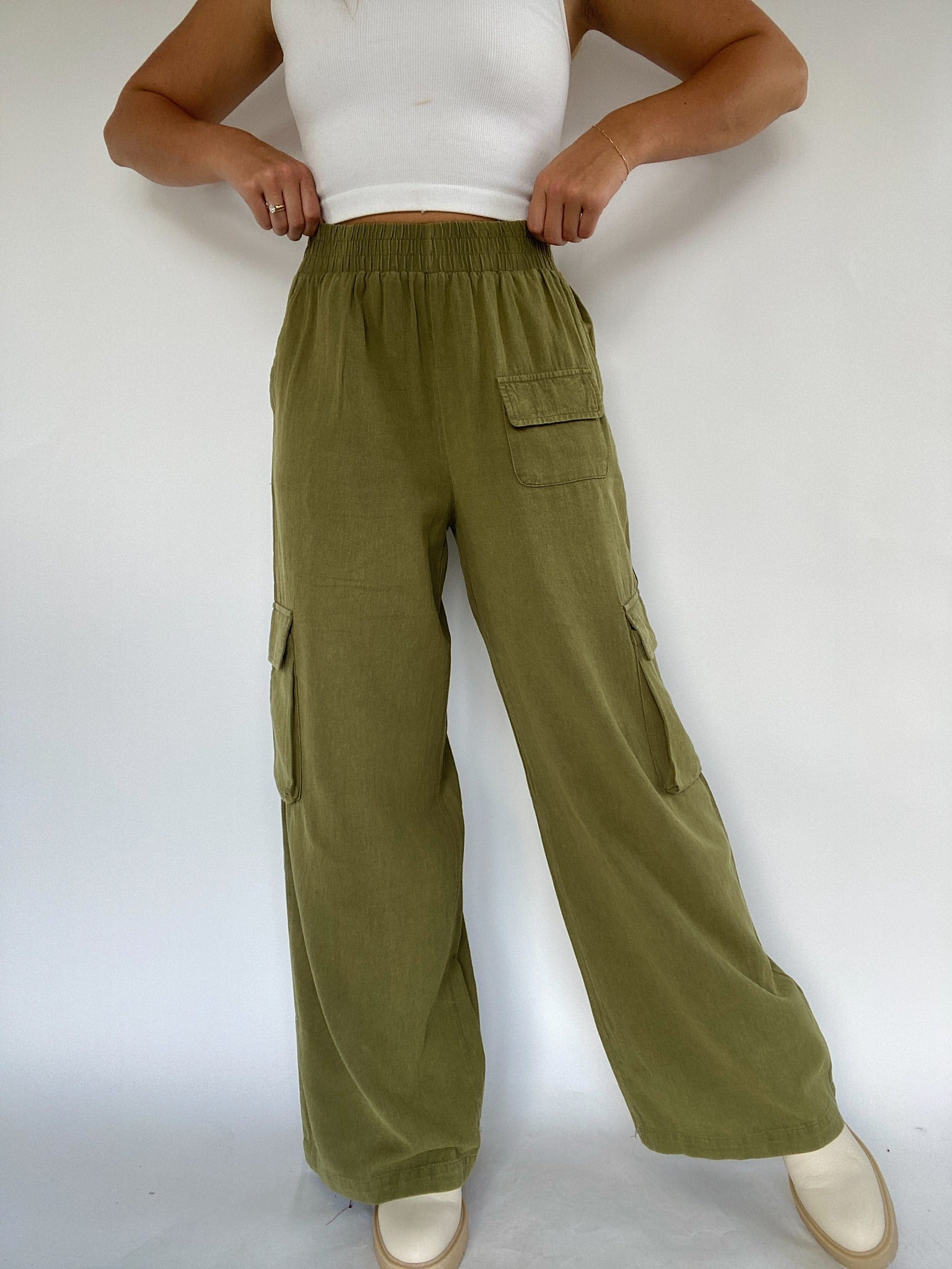 High Waisted Cargo Pants - Green
