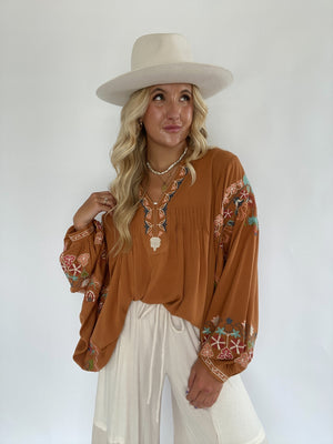 Storyline Embroidered Top