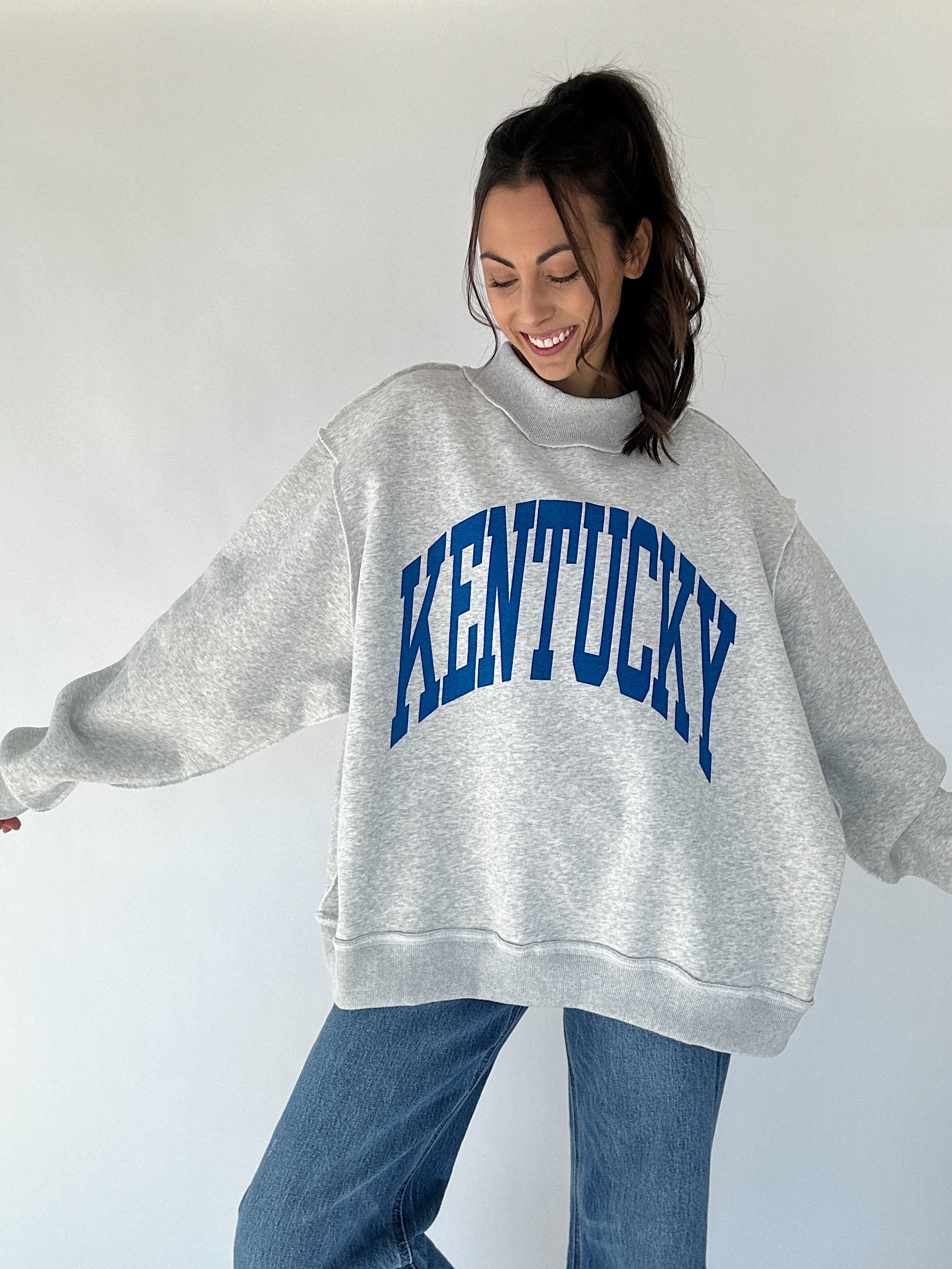 Graphics – Blue Magnolia