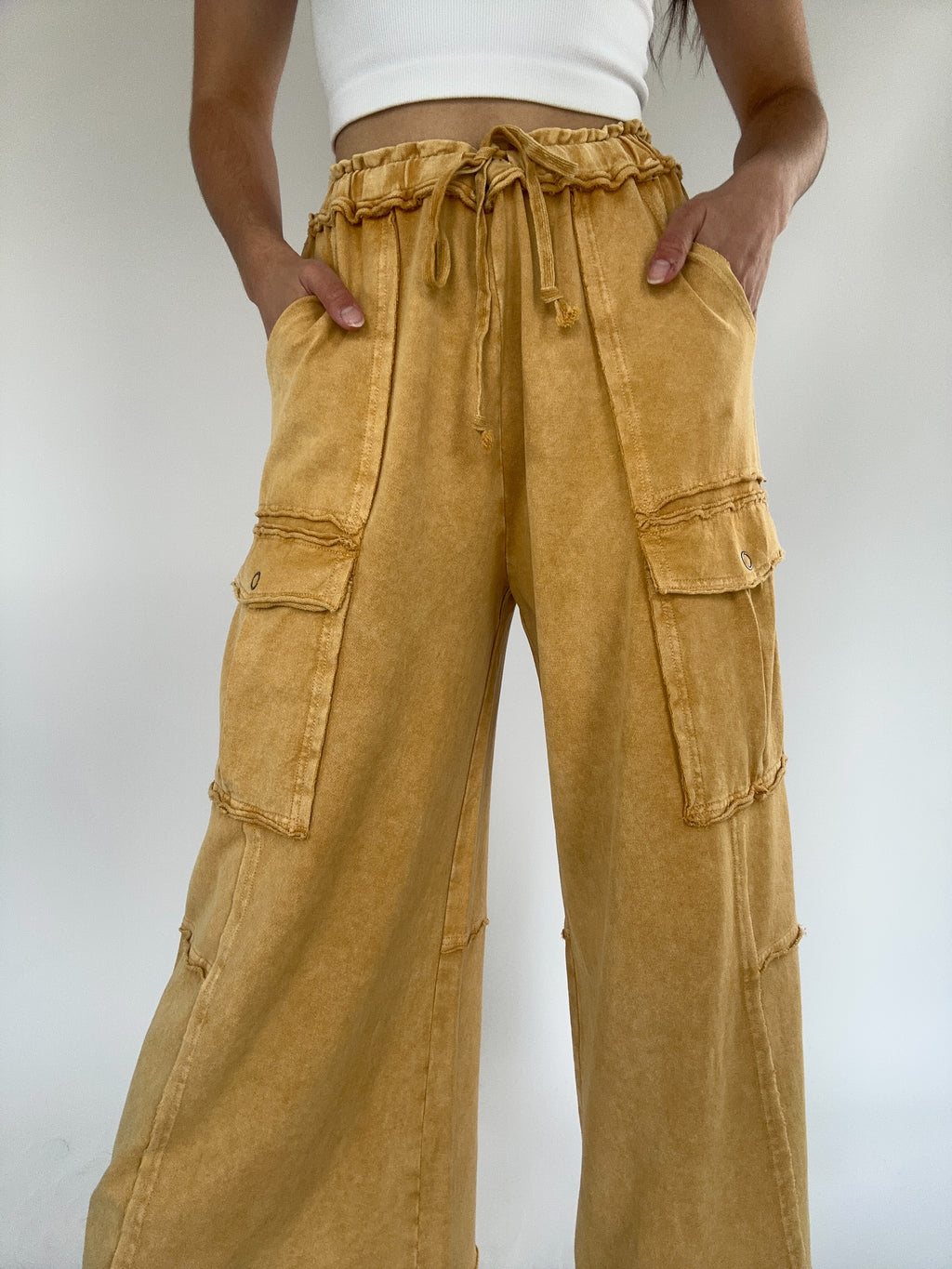 Middle Of The Road Pants - Mustard