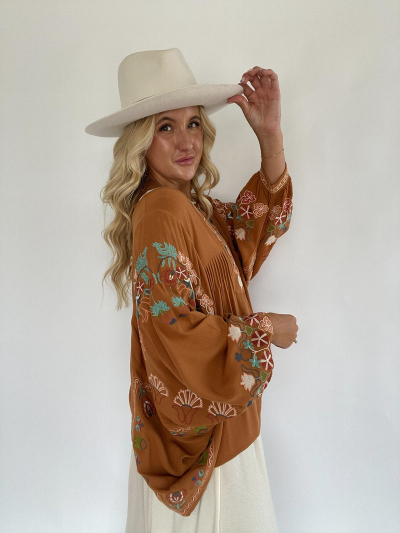 Storyline Embroidered Top