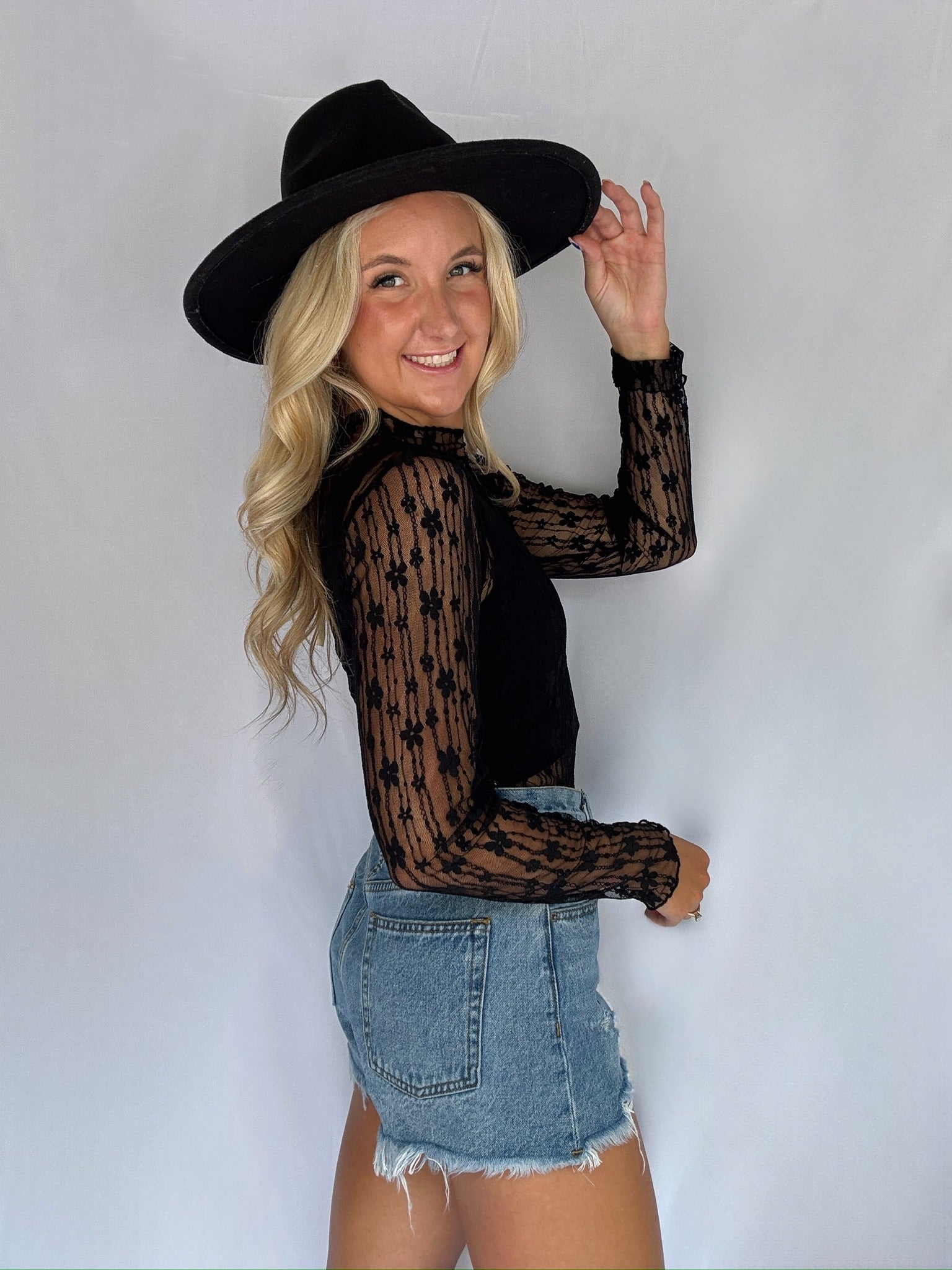 Twin Flame Sheer Lace Top - Black – Blue Magnolia