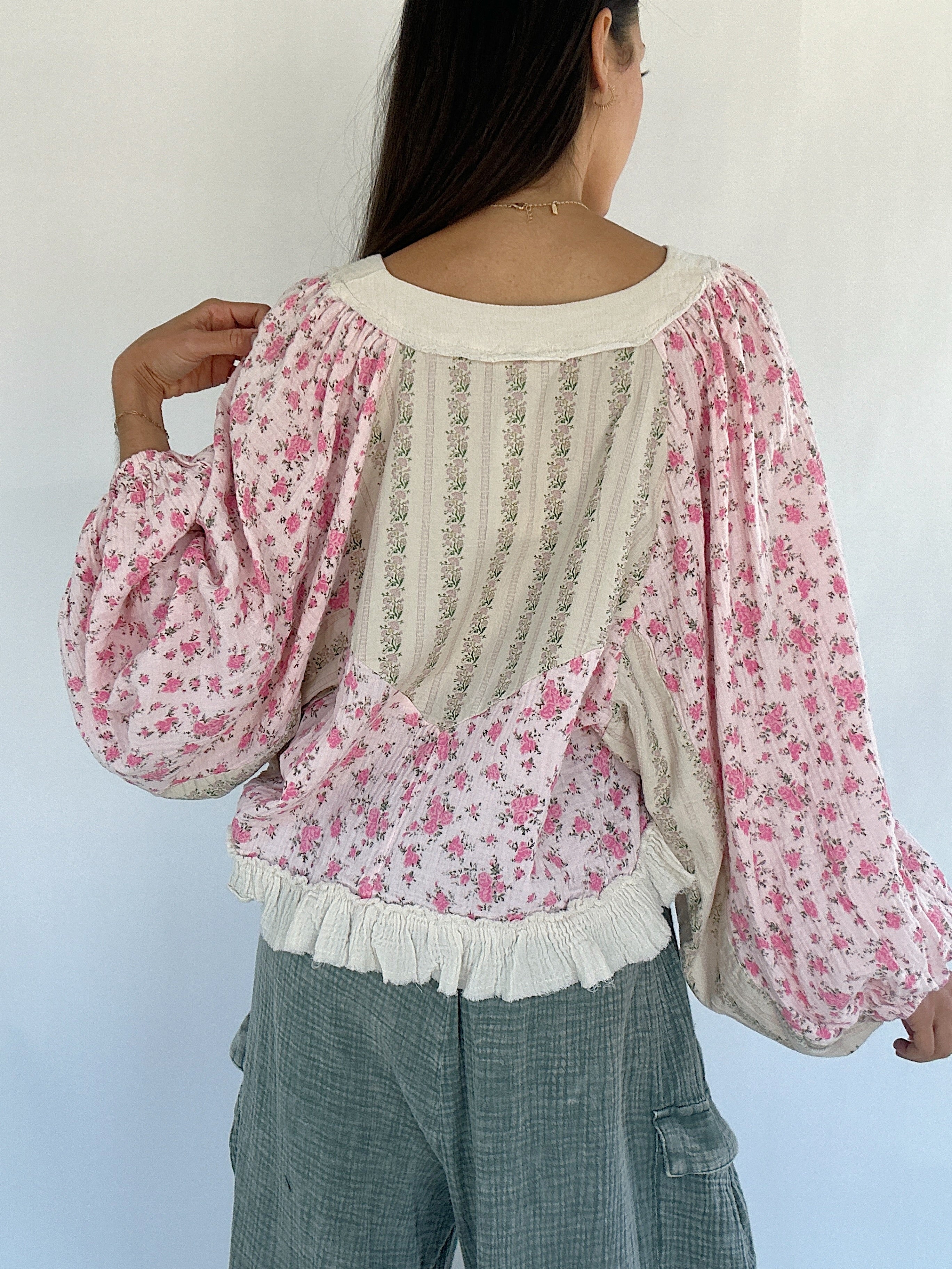 Liliana Floral Top – Blue Magnolia Liliana Floral Top – Blue Magnolia