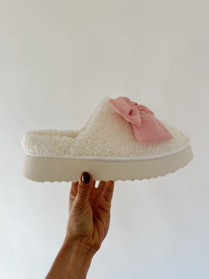 Blush Bow Slippers