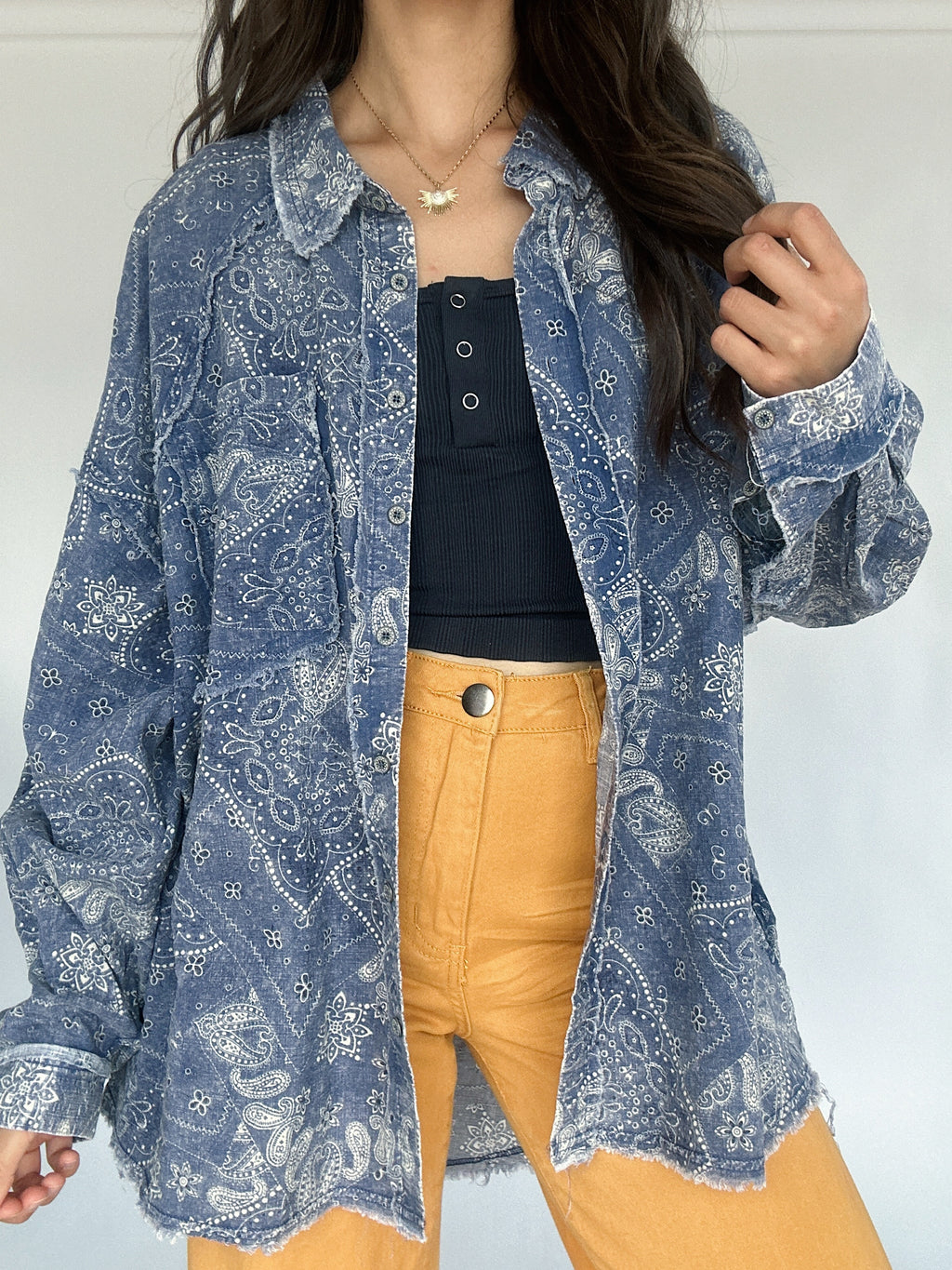 Mayday Paisley Button Front Top - Blue