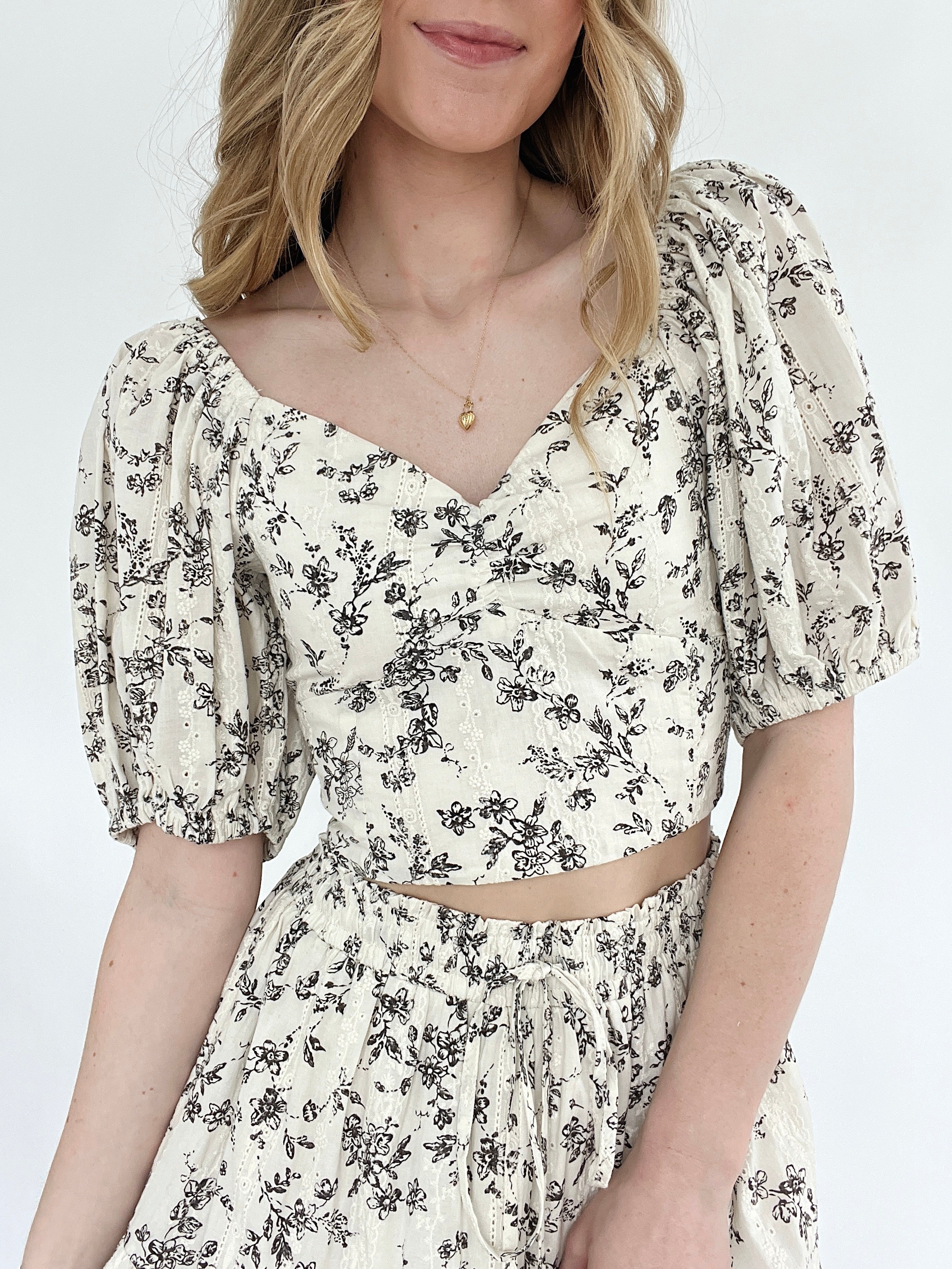 Brunch Babe Top Up Close