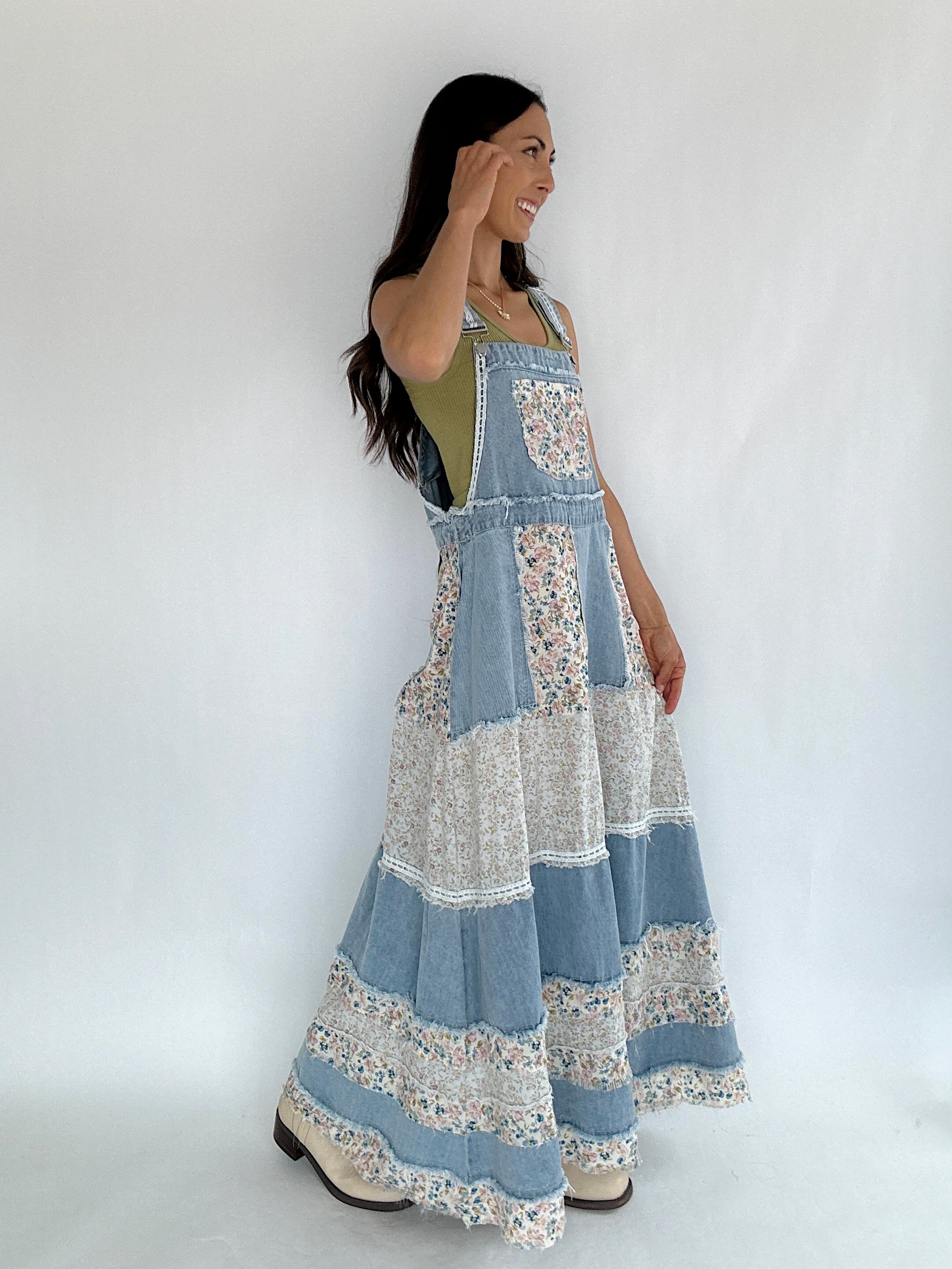 Can You Imagine Overall Dress side