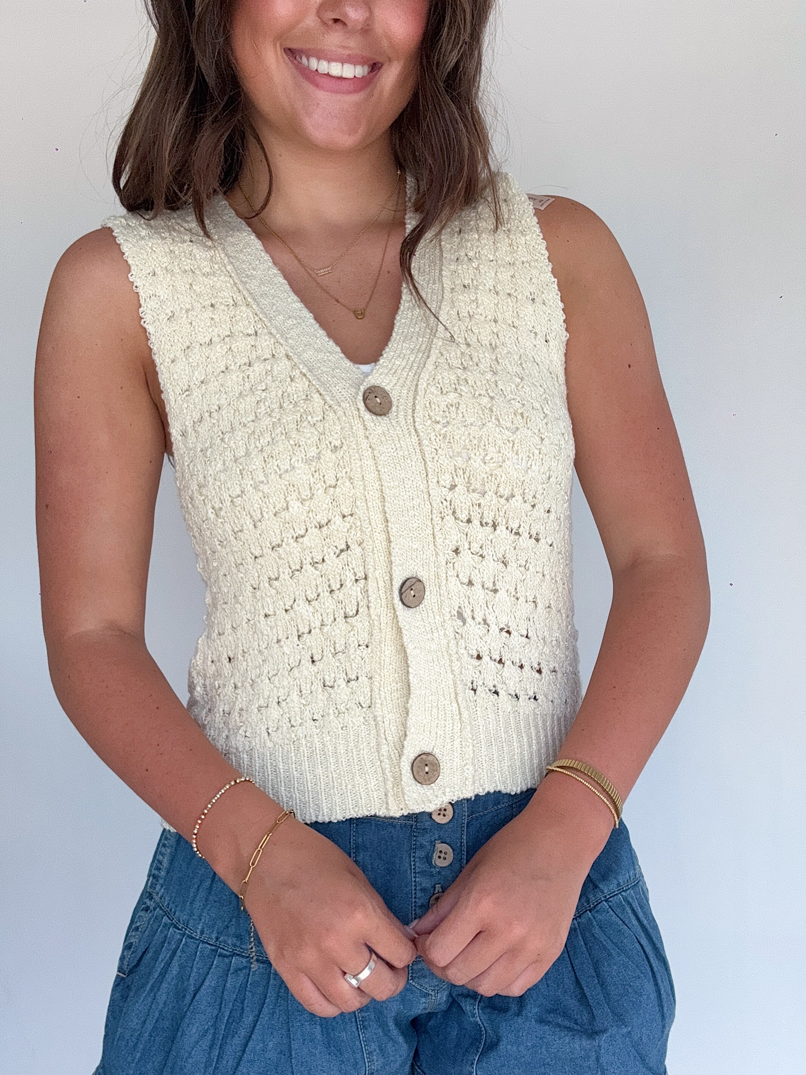 Caylee Knit Vest Top With Shorts Front