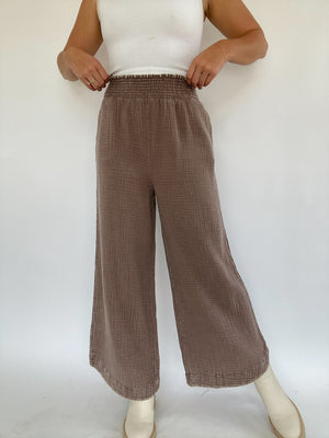 Settle Down Wide Leg Pants - Mocha