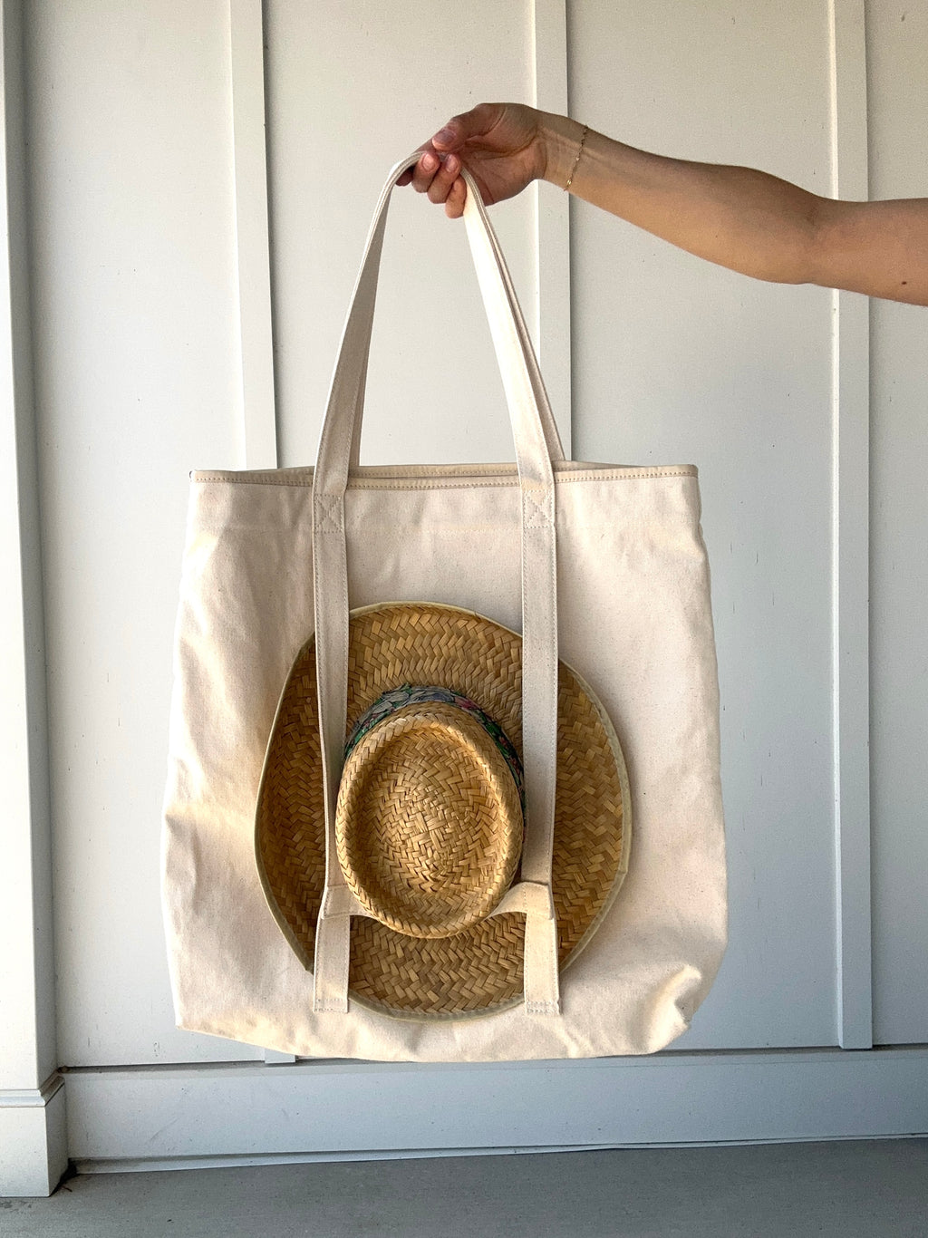 Hat Travel Tote