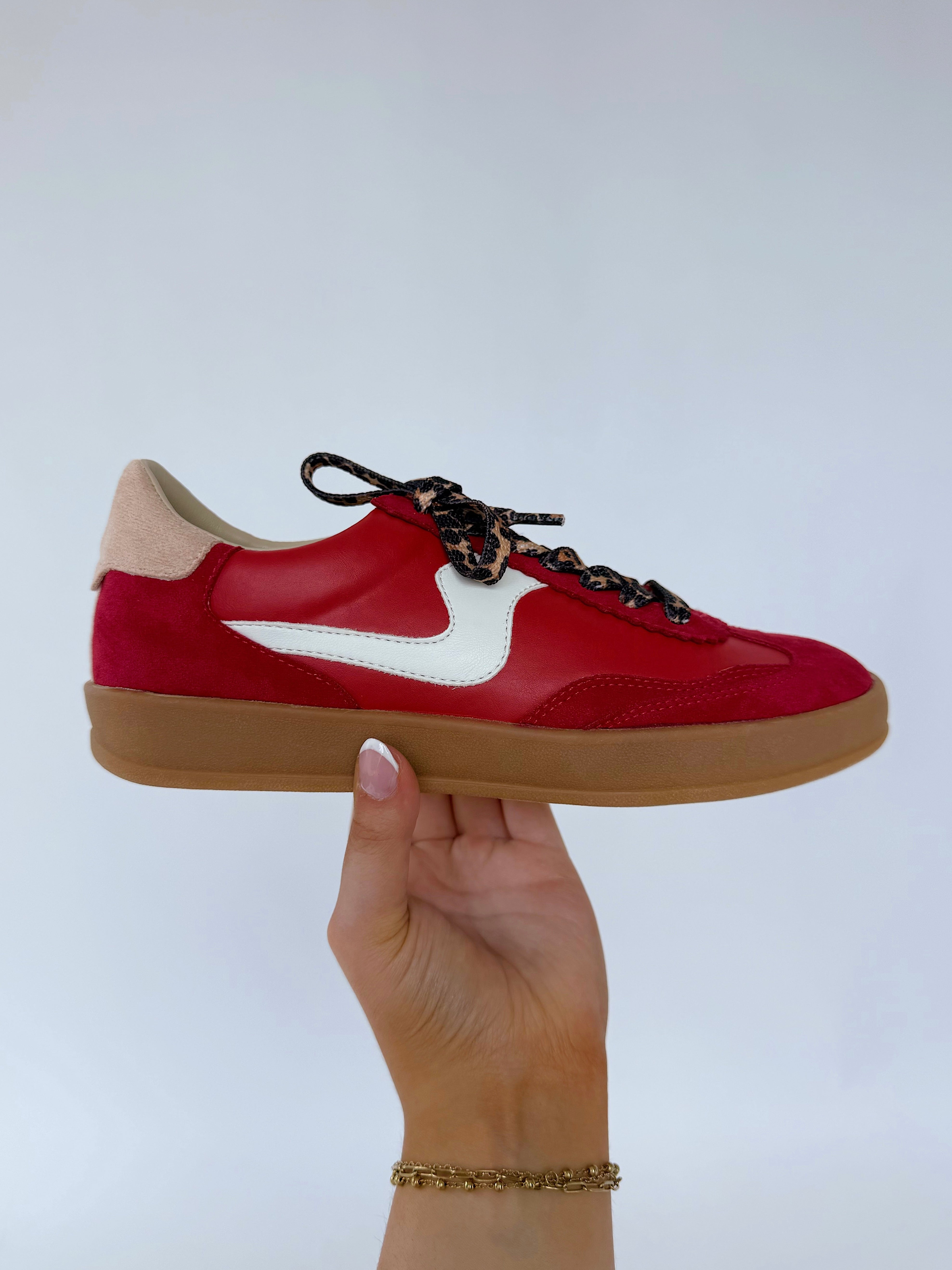 Destiny Sneaker Red