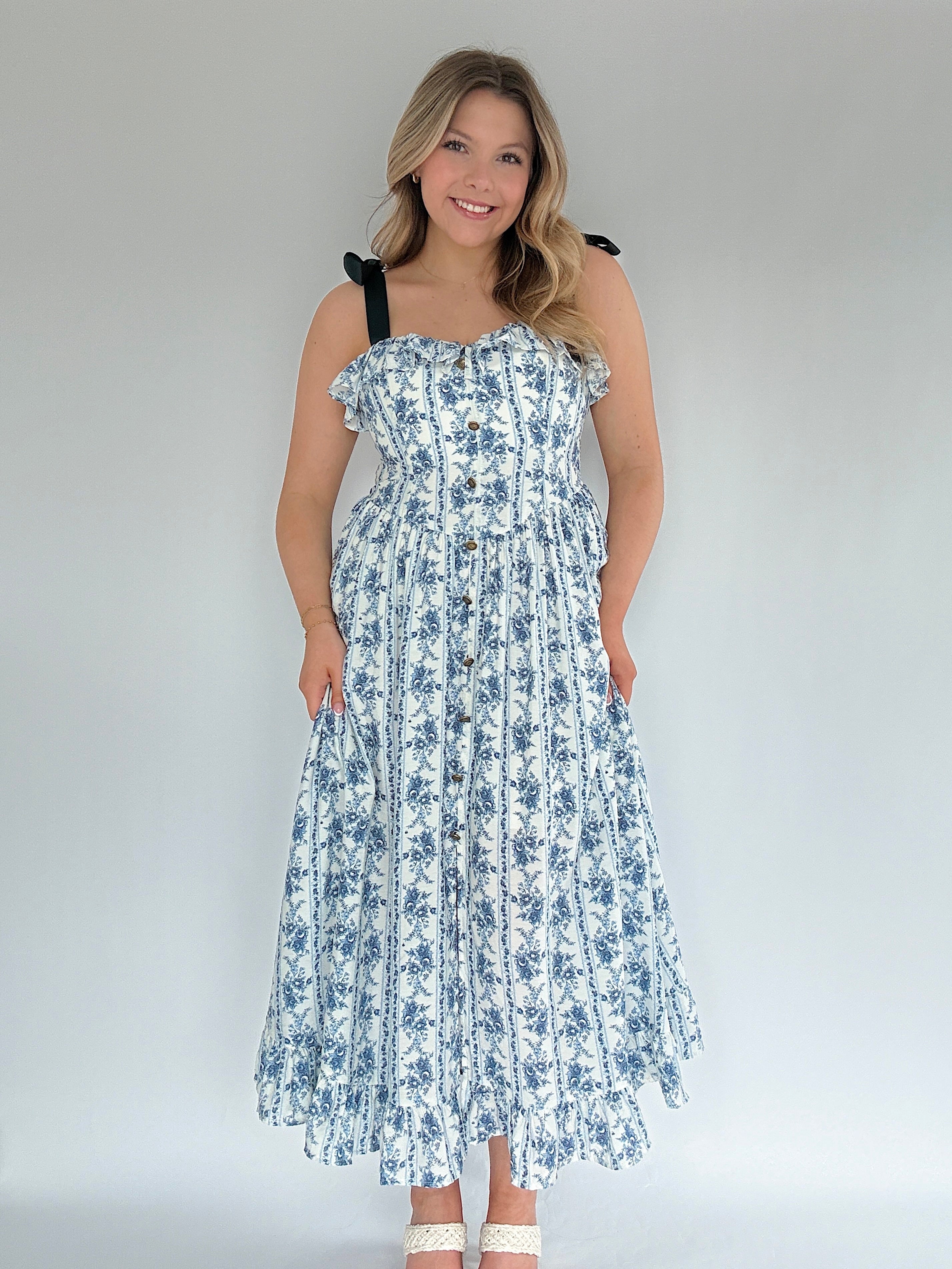 Evangeline Floral Midi Dress Front