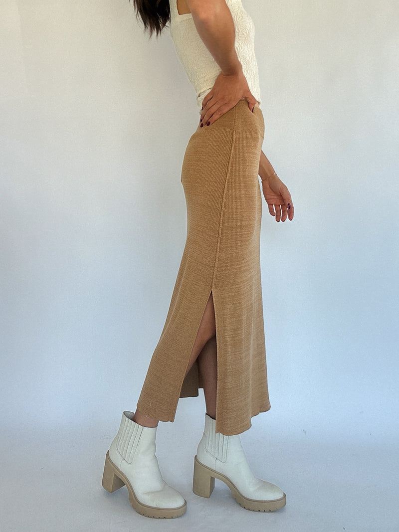 Que Sera Knit Midi Skirt - Camel