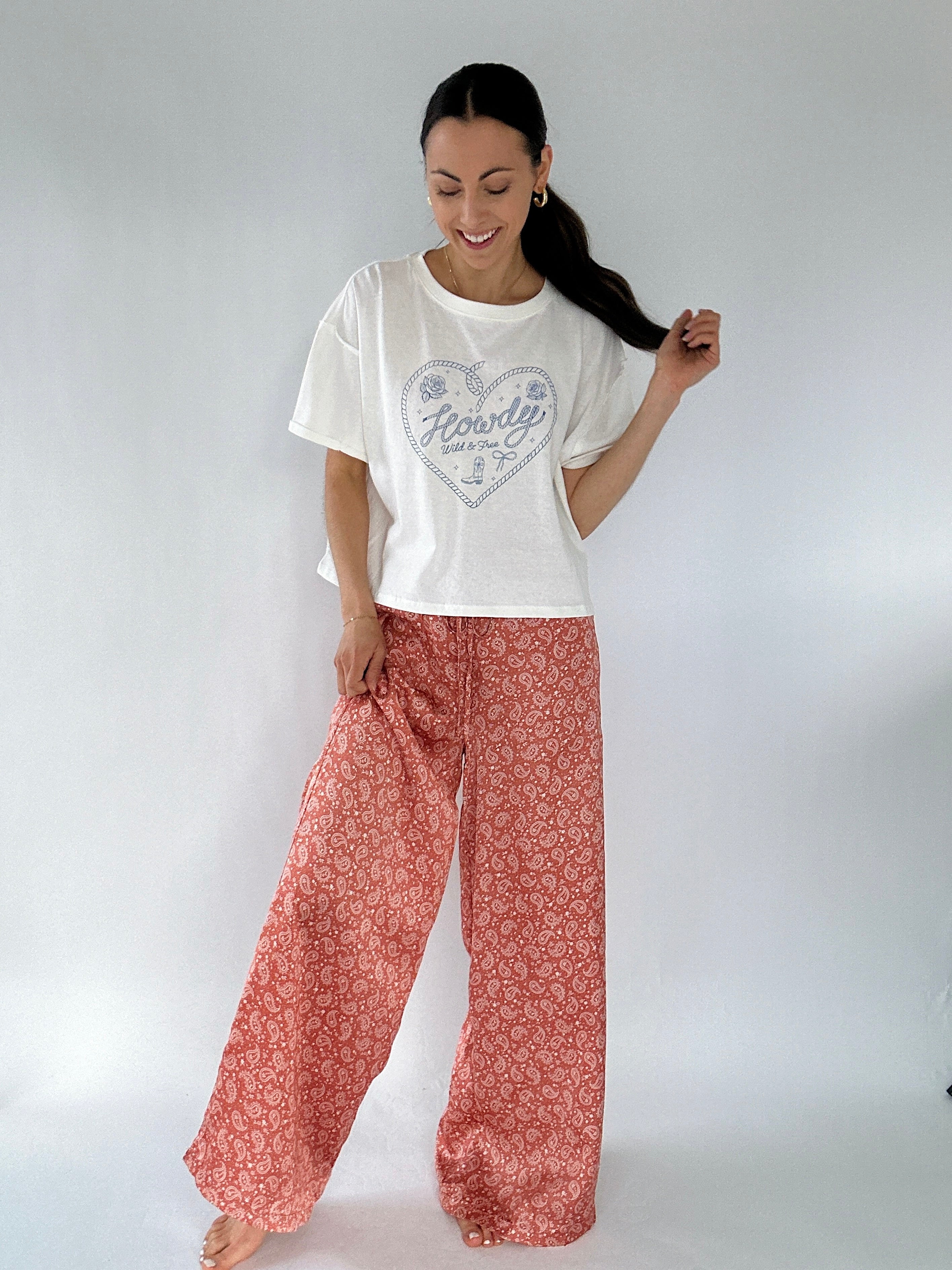 Howdy Graphic Tee Outfit