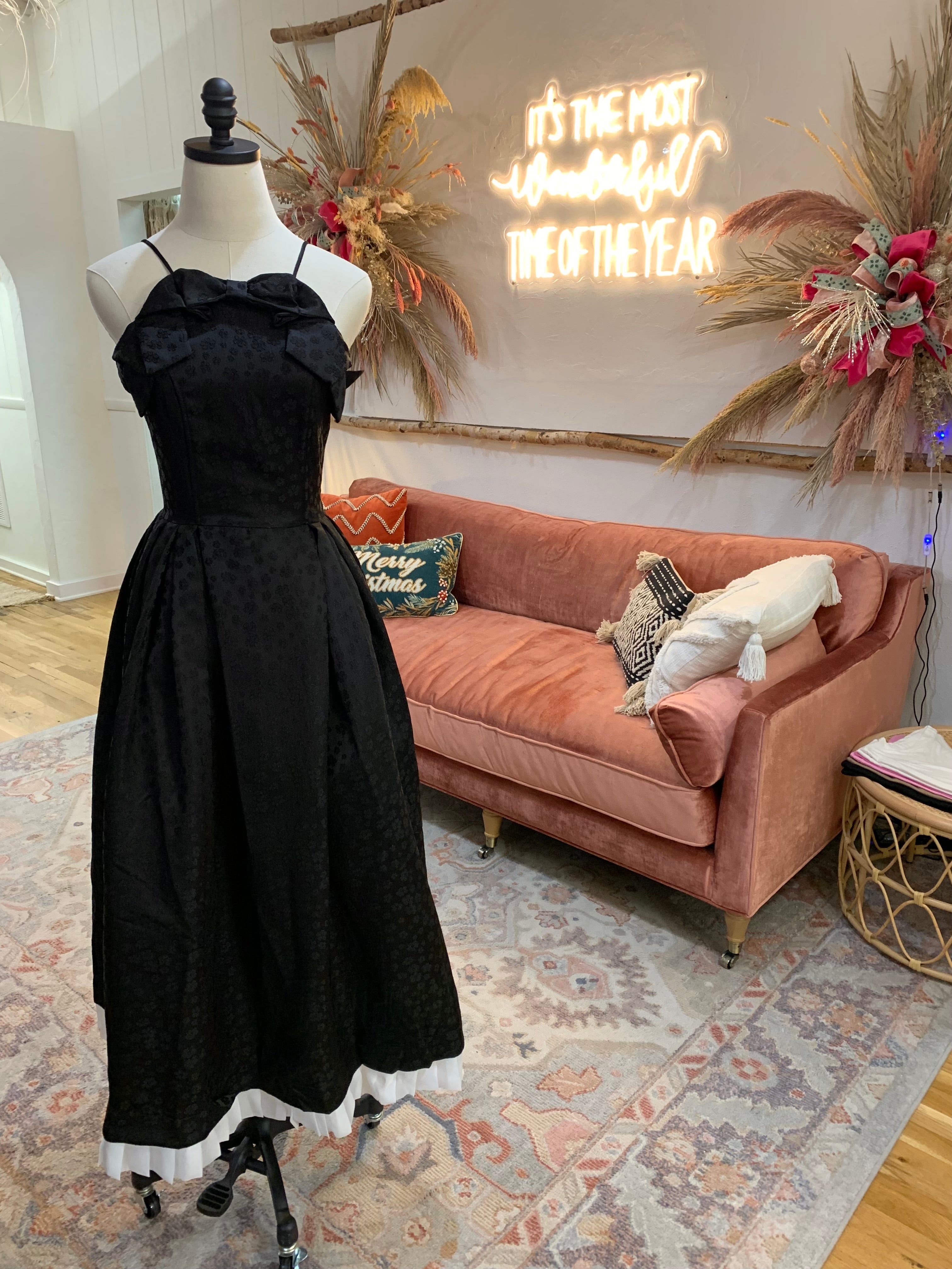 Jacqueline Bow Midi Dress On Mannequin