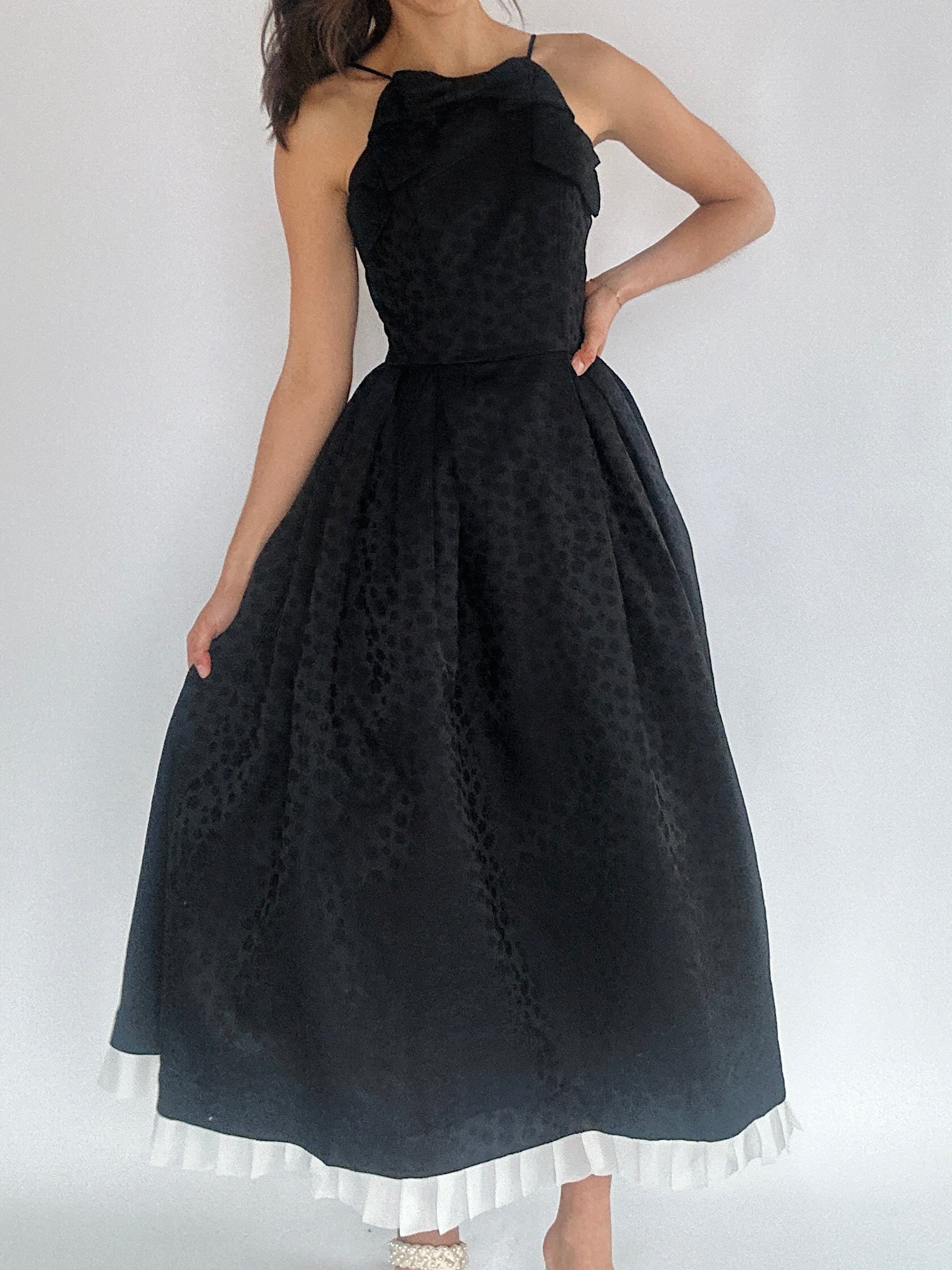 Jacqueline Bow Midi Dress Up Close