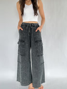 Middle Of The Road Wide Leg Pants Black
