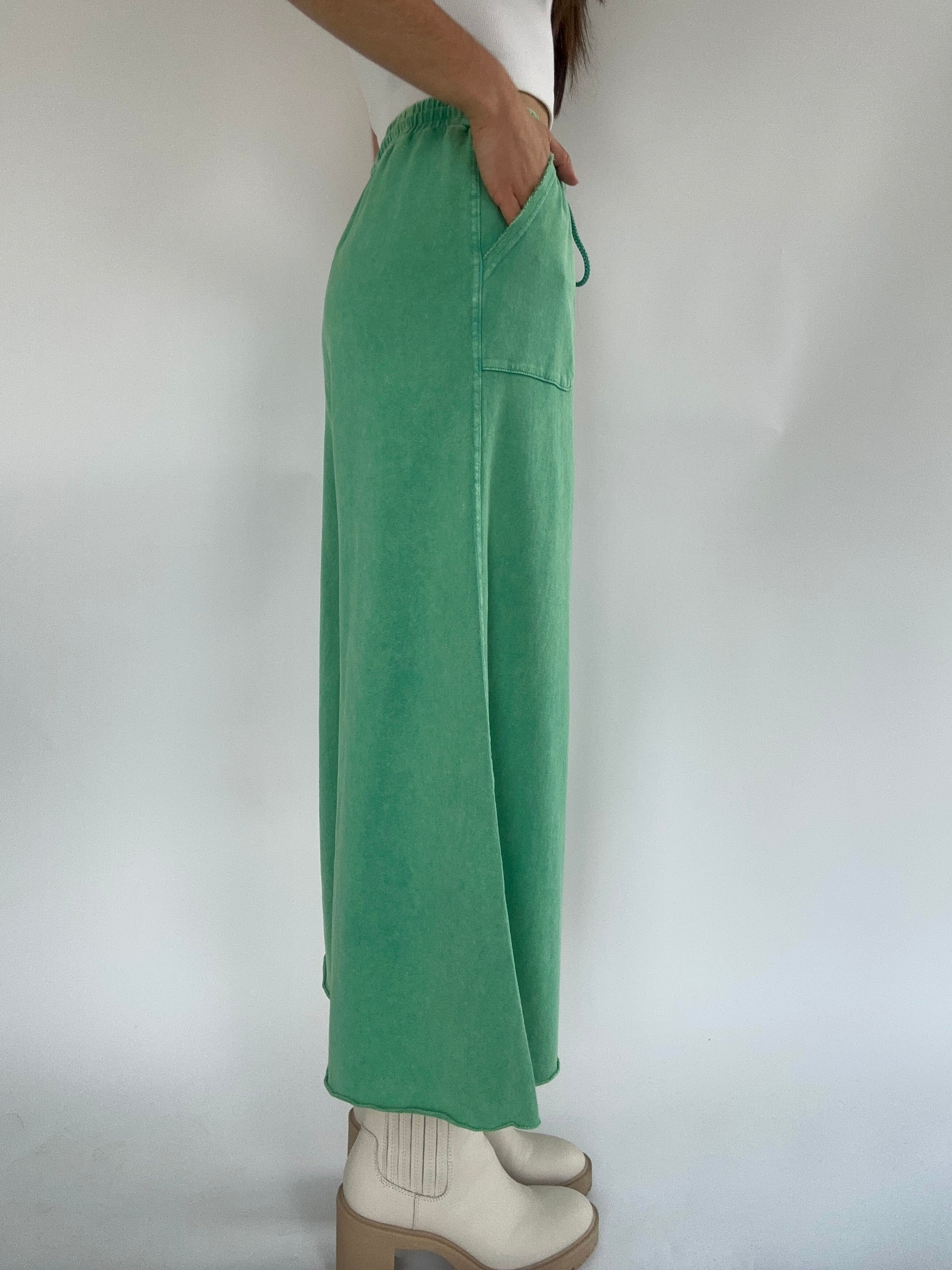 On The Road Again Pants Evergreen Side