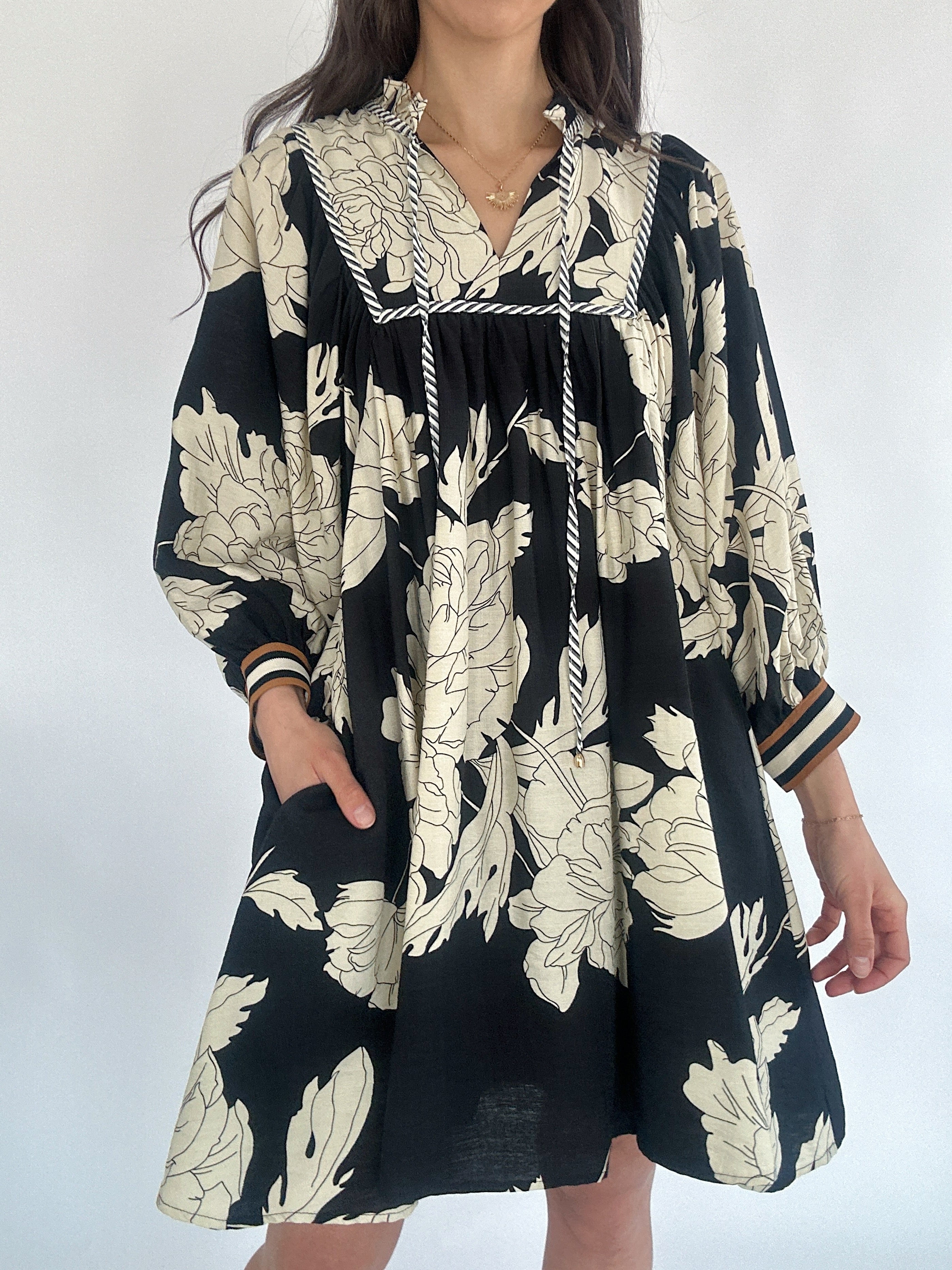 Raine Floral Mini Dress Small