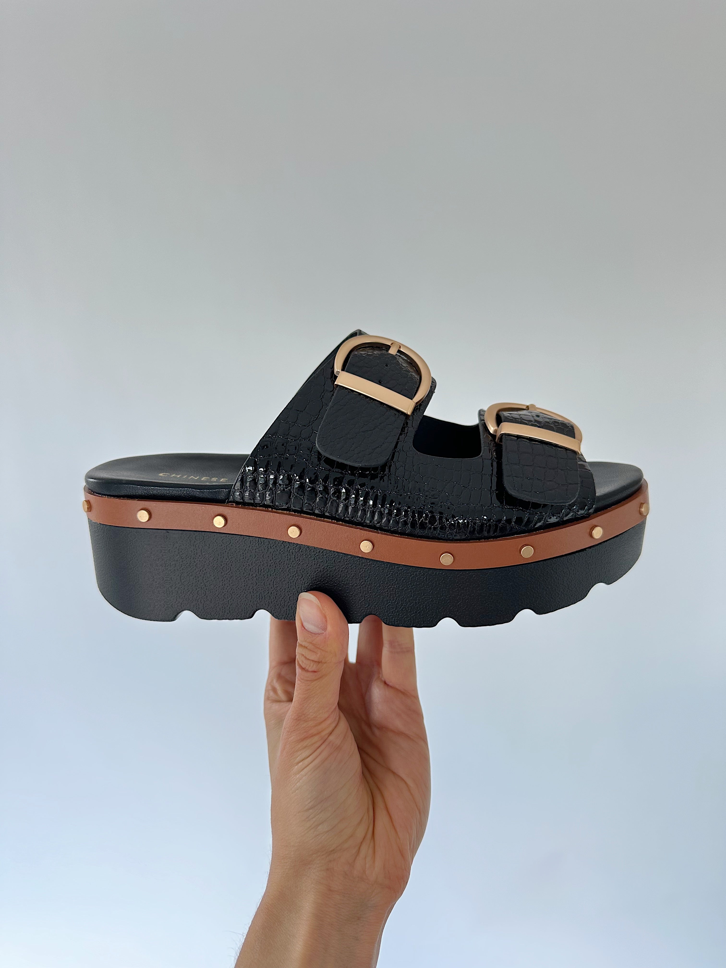 Surfs Up Sandal Black