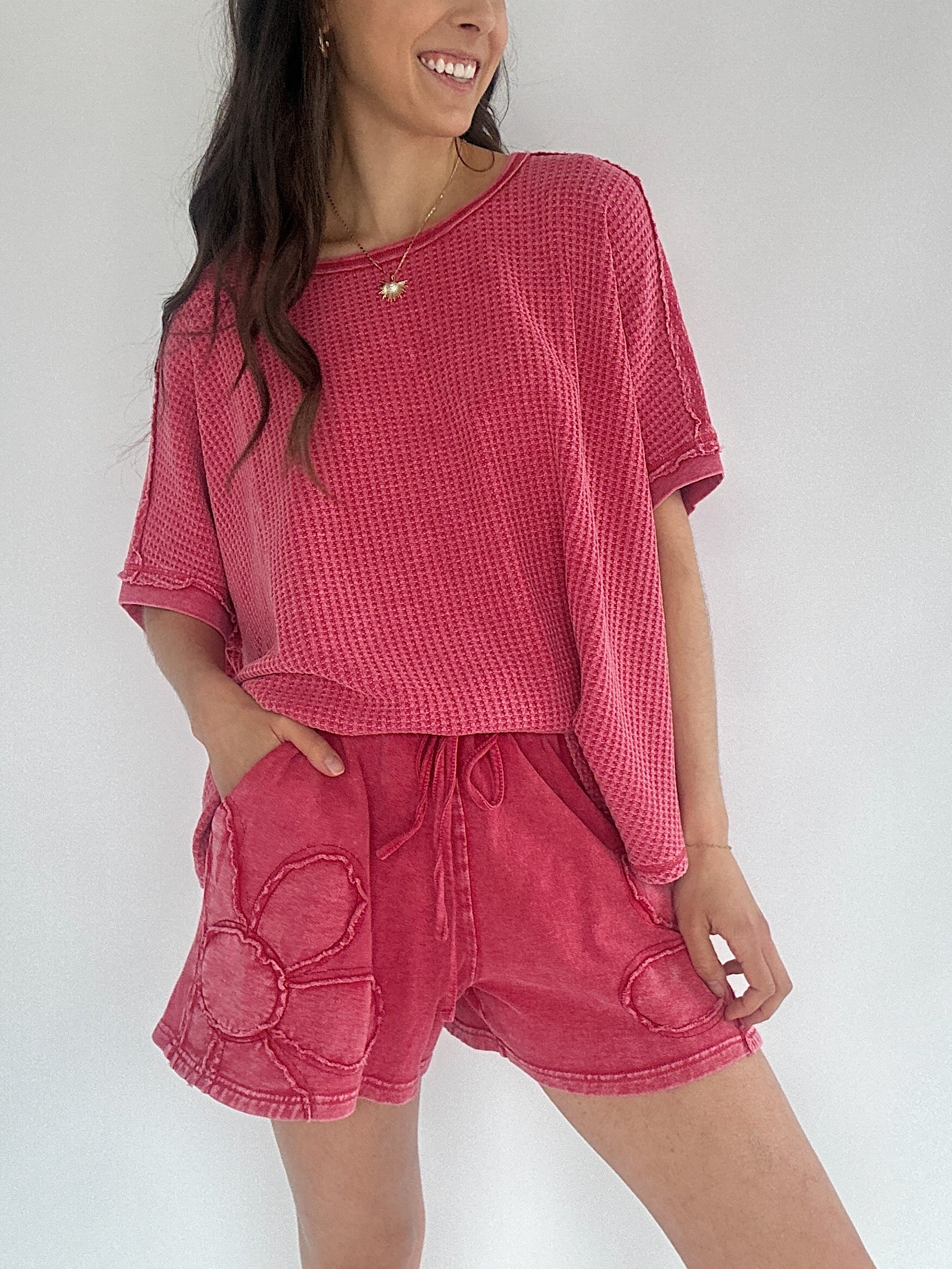 Torie Flower Patch Shorts Red Set