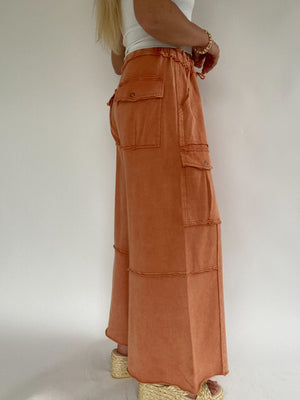Middle Of The Road Pants - Rust