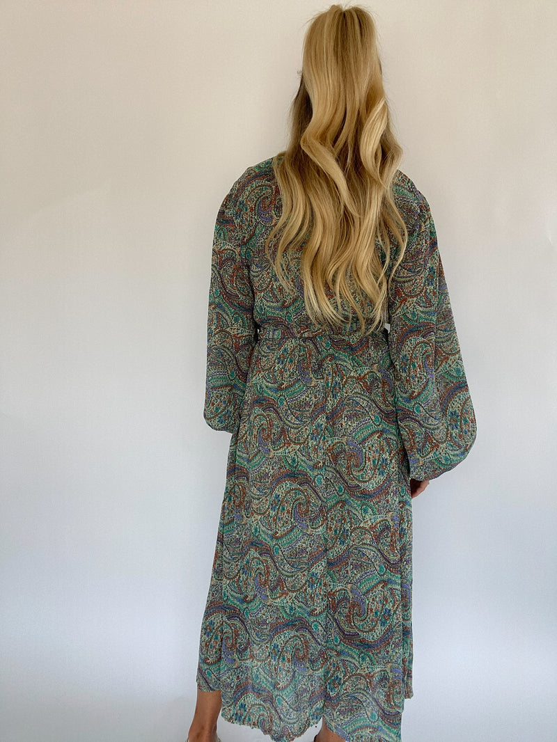 Lennon Paisley Crinkled Midi Dress - Sage