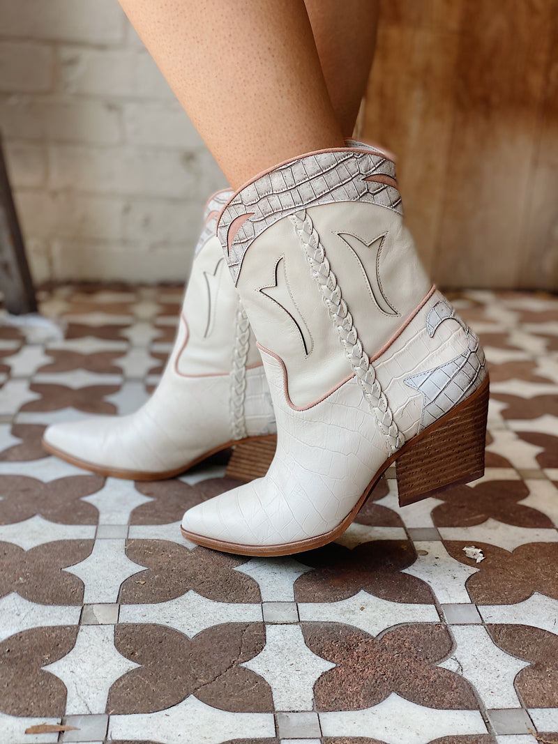 Loral Booties